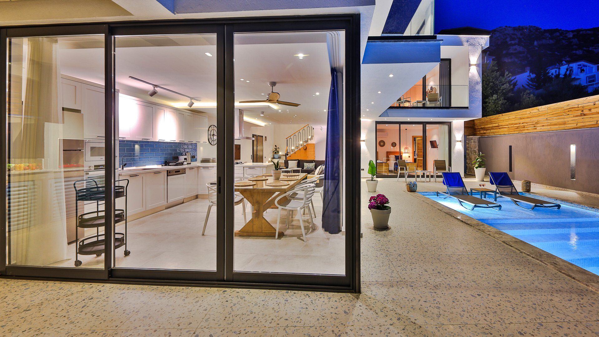 VBK85297 Villa Booking