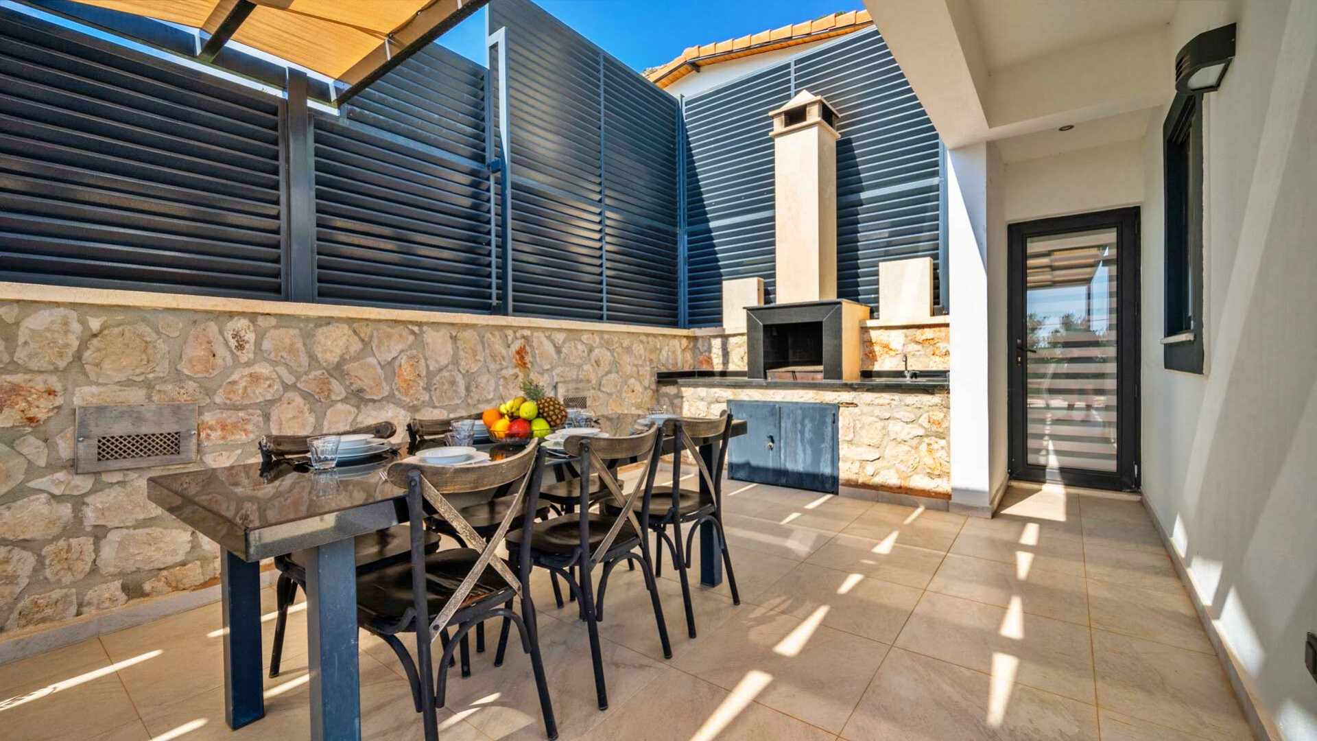 VBK89658 Villa Booking