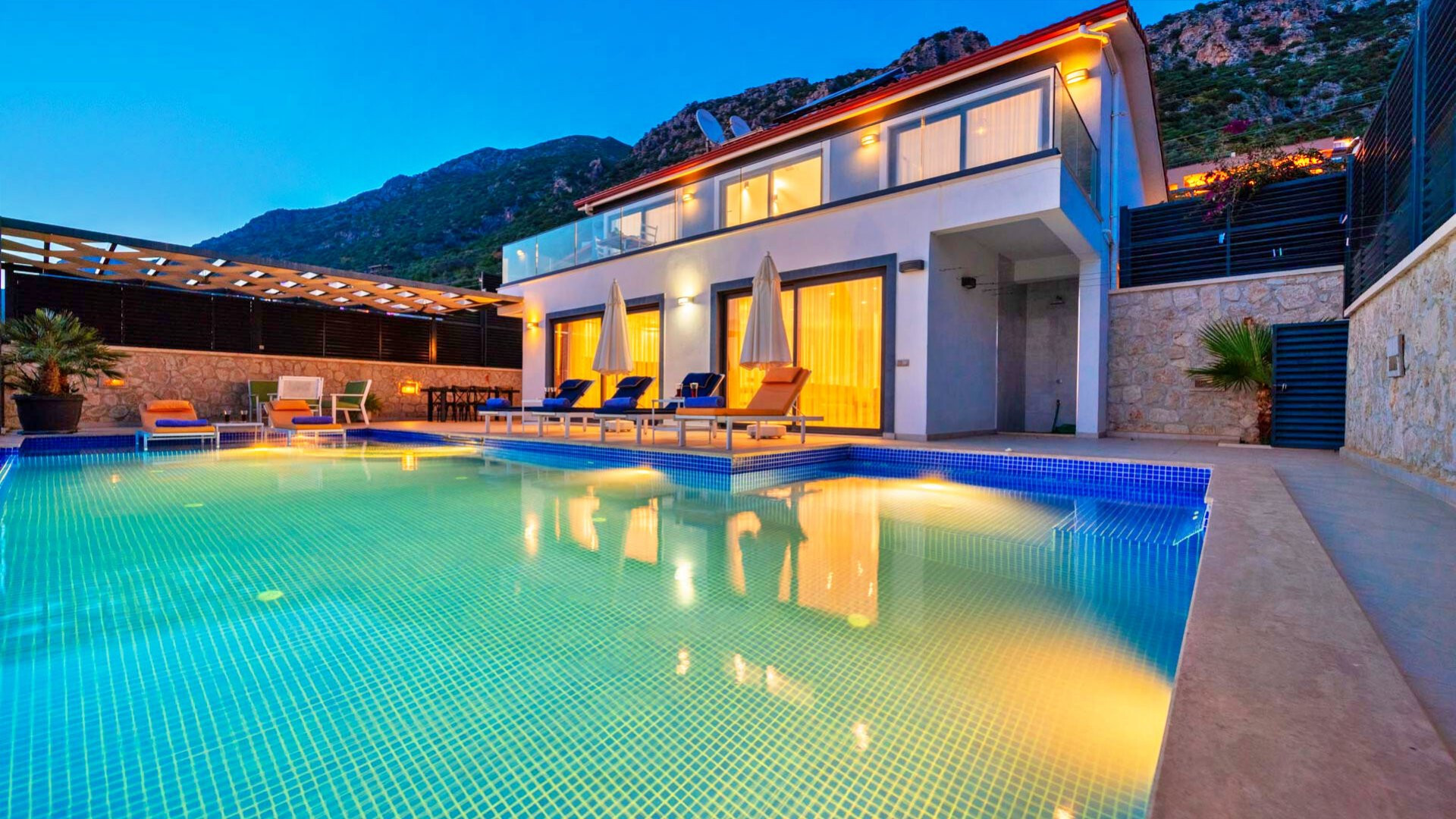VBK89658 Villa Booking