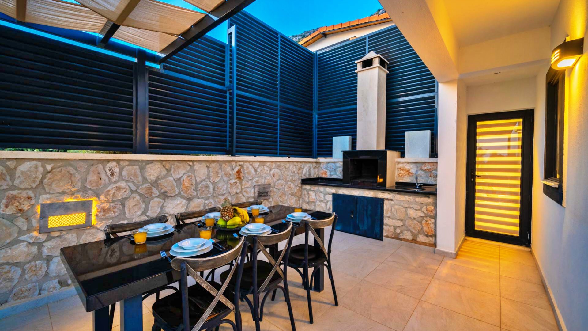 VBK89658 Villa Booking