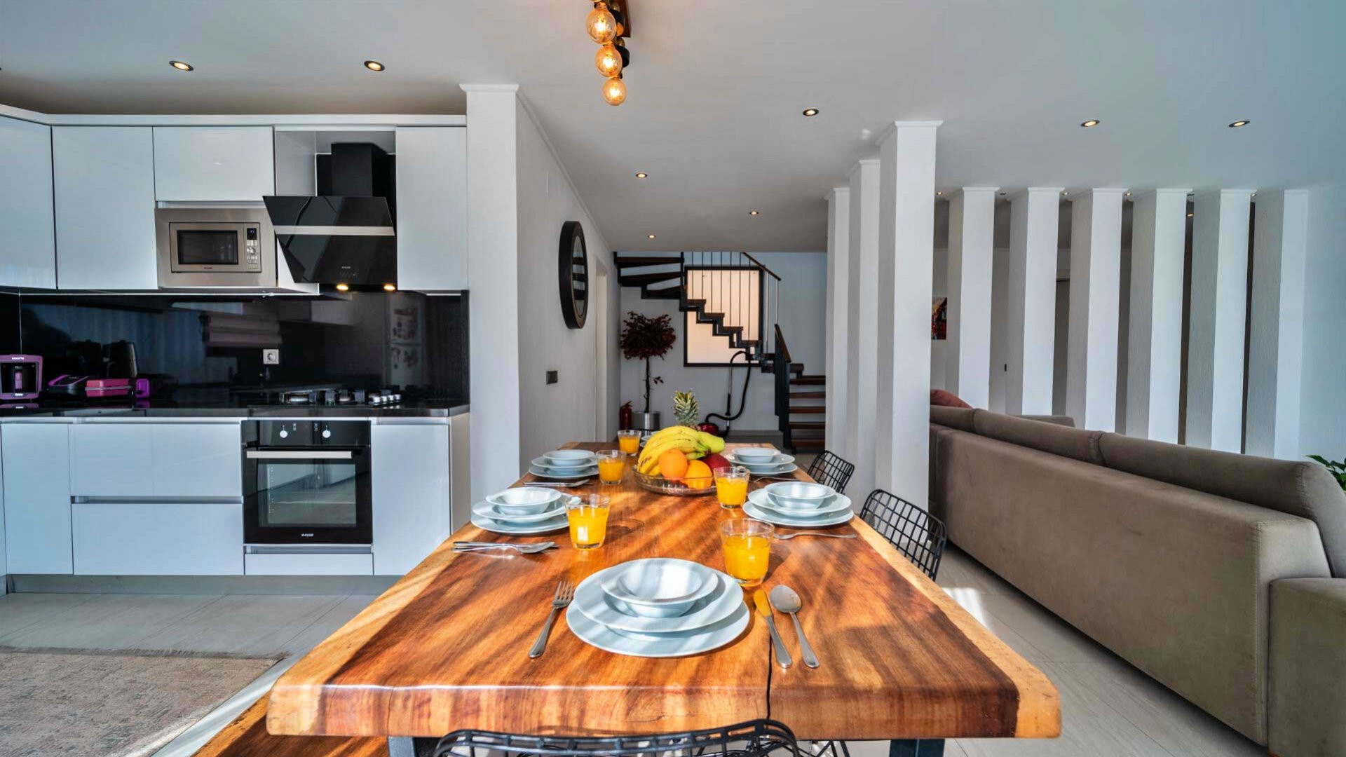 VBK89658 Villa Booking