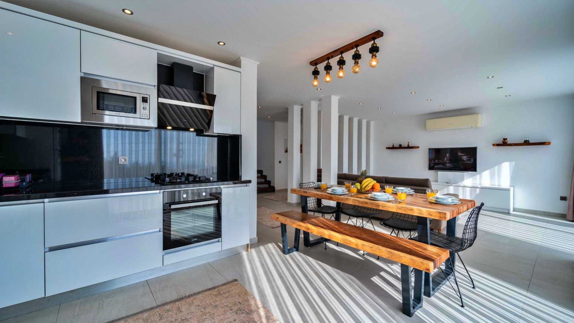 VBK89658 Villa Booking