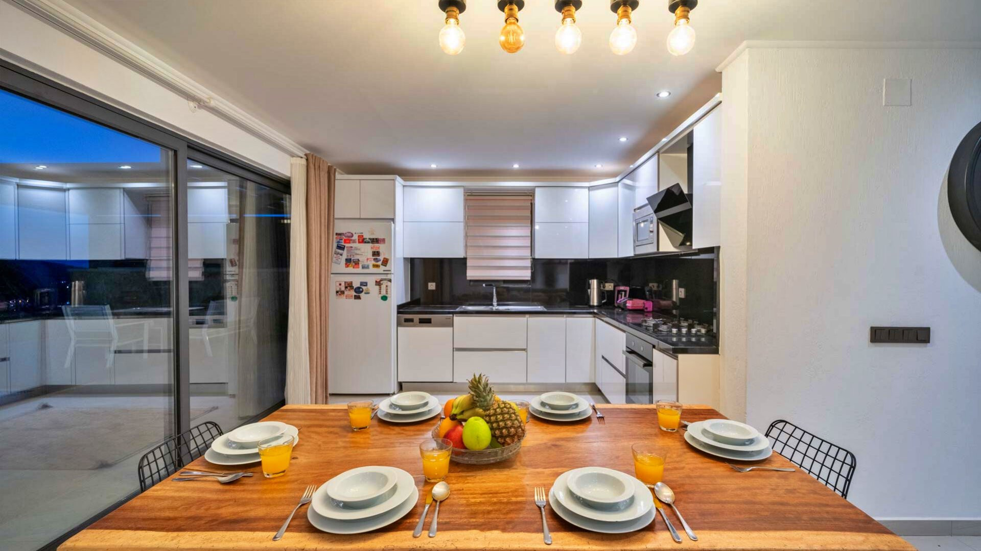 VBK89658 Villa Booking
