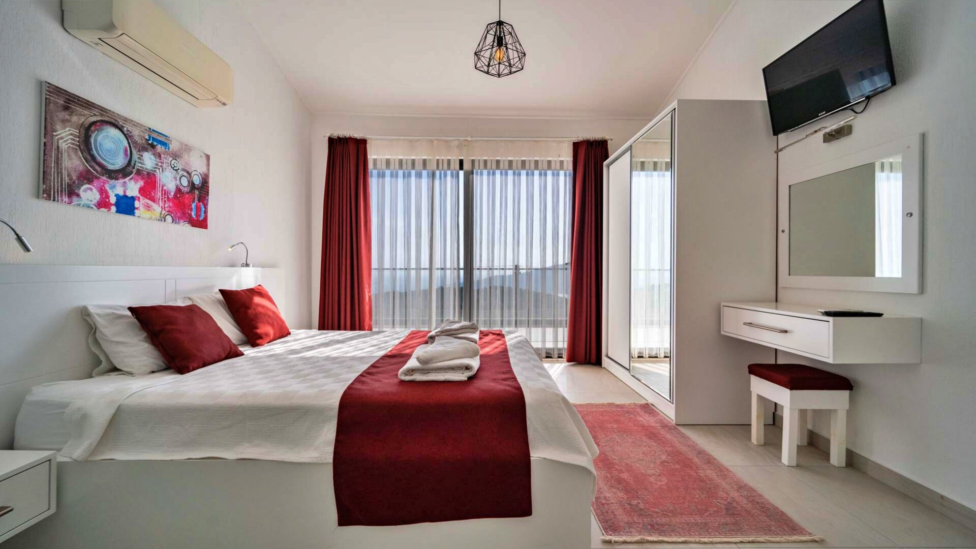 VBK89658 Villa Booking