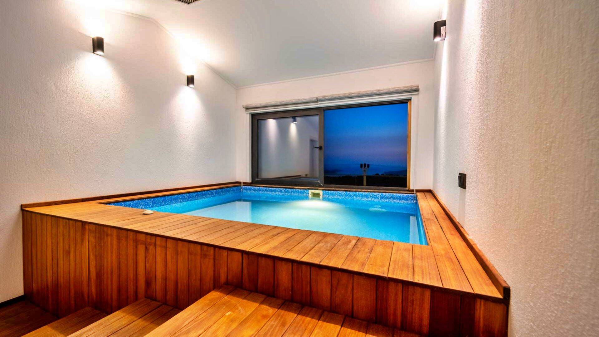 VBK89658 Villa Booking