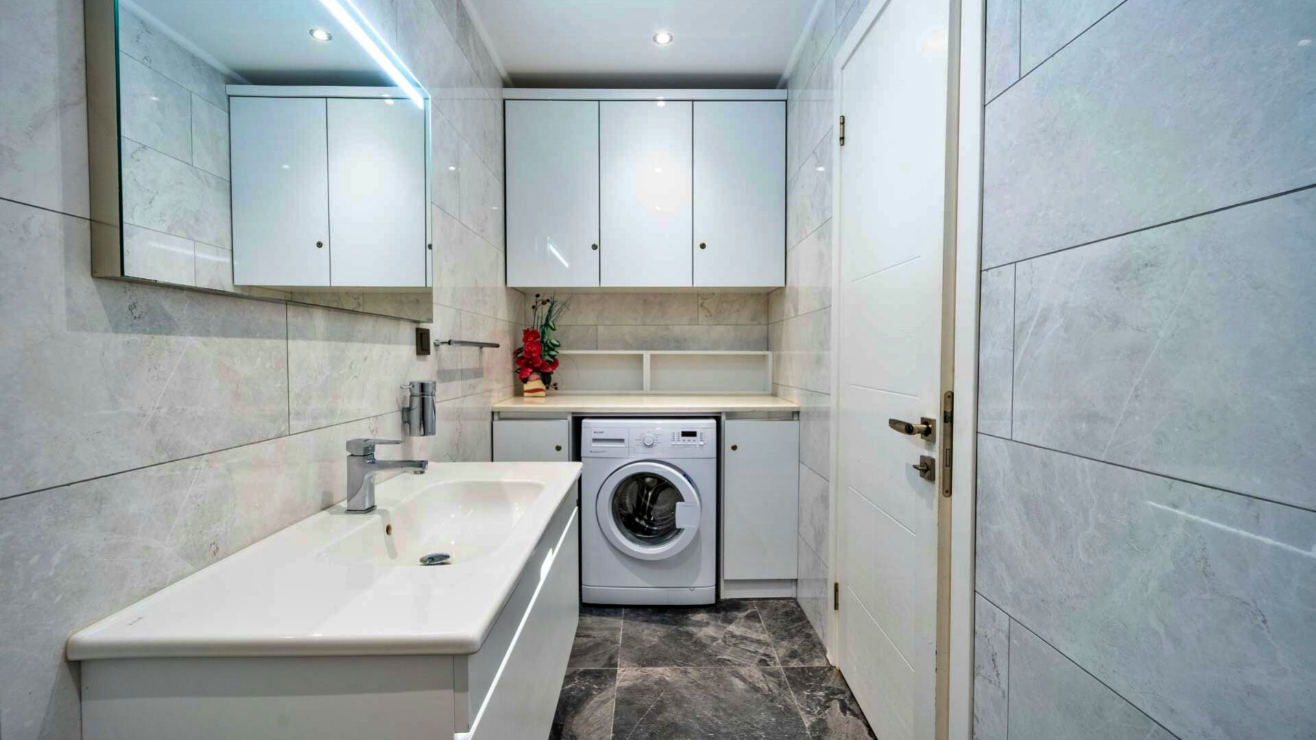 VBK89658 Villa Booking