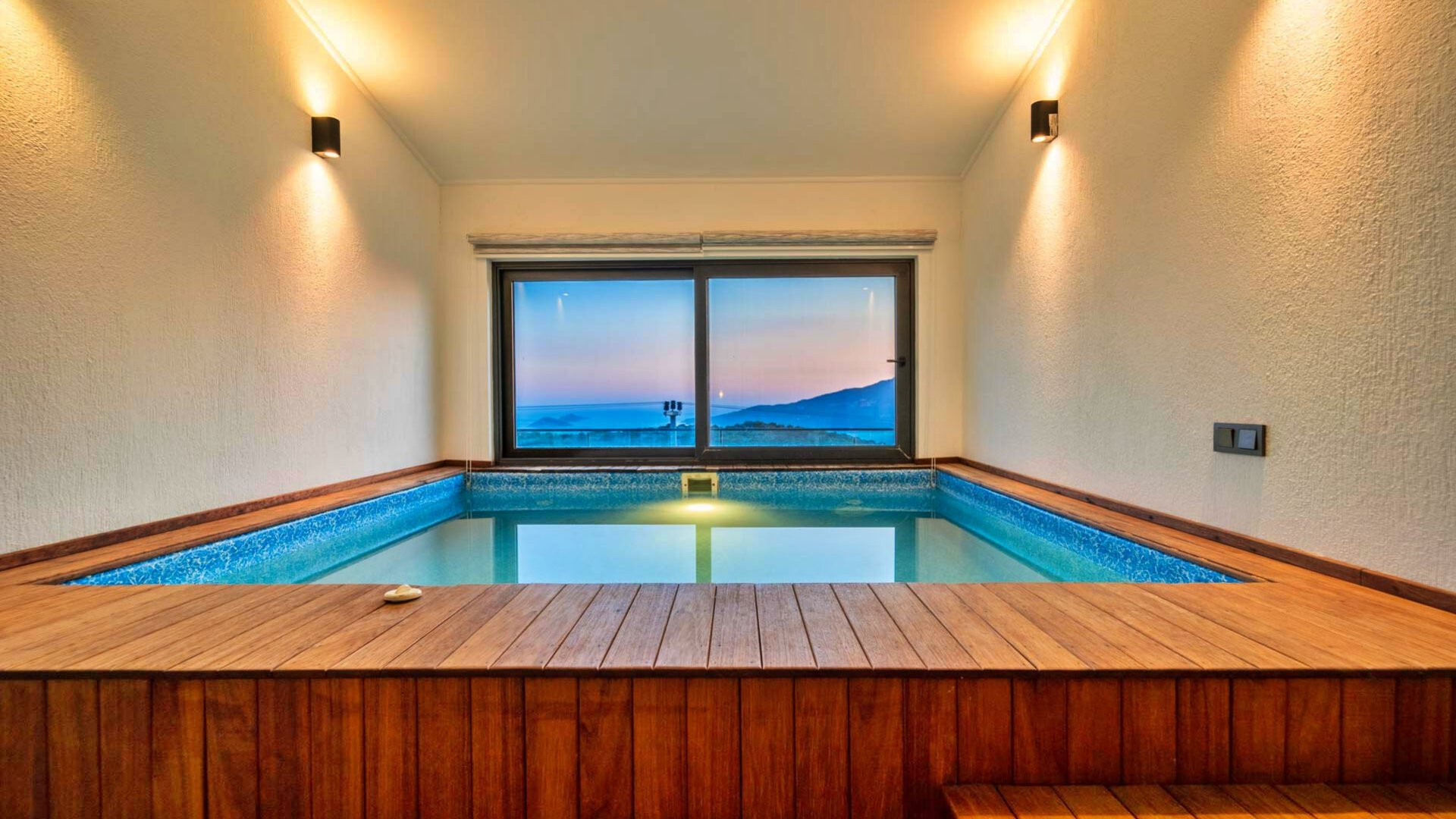 VBK89658 Villa Booking