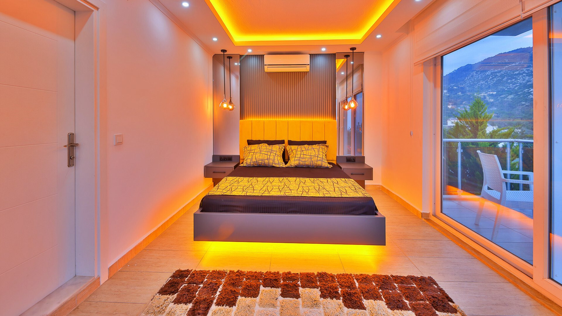 VBK50335 Villa Booking