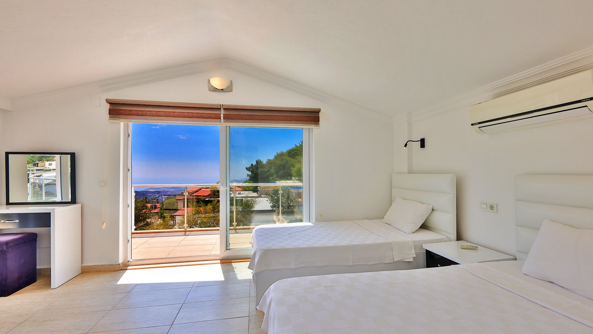 VBK50335 Villa Booking