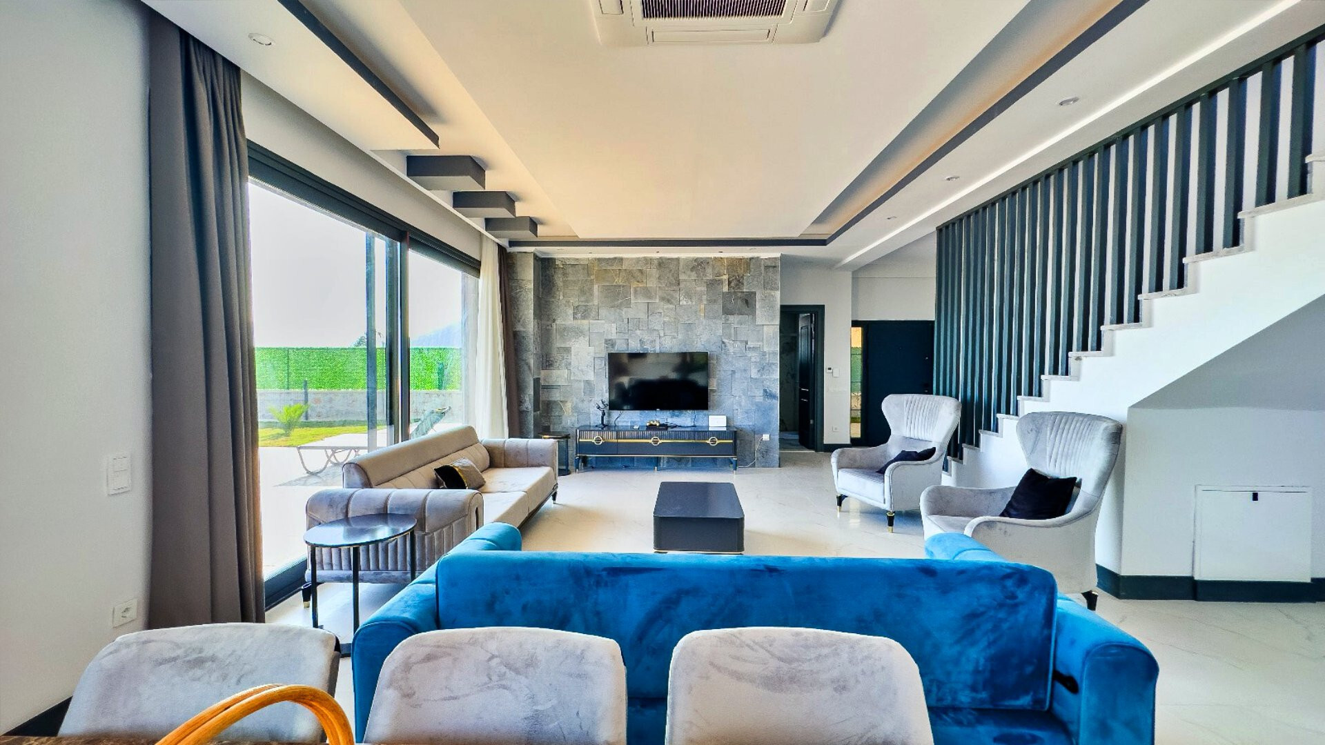 VBK53358 Villa Booking