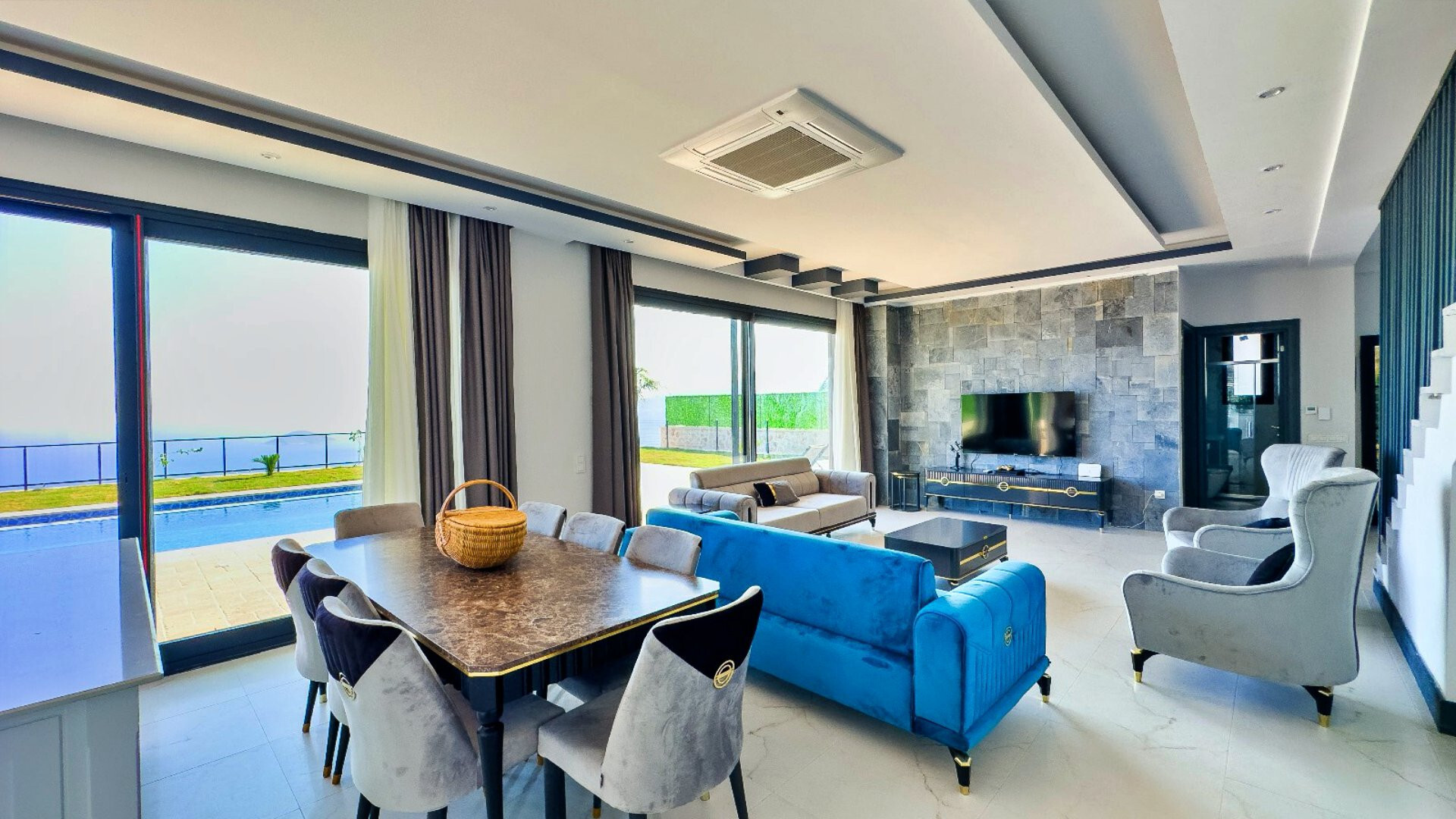 VBK53358 Villa Booking