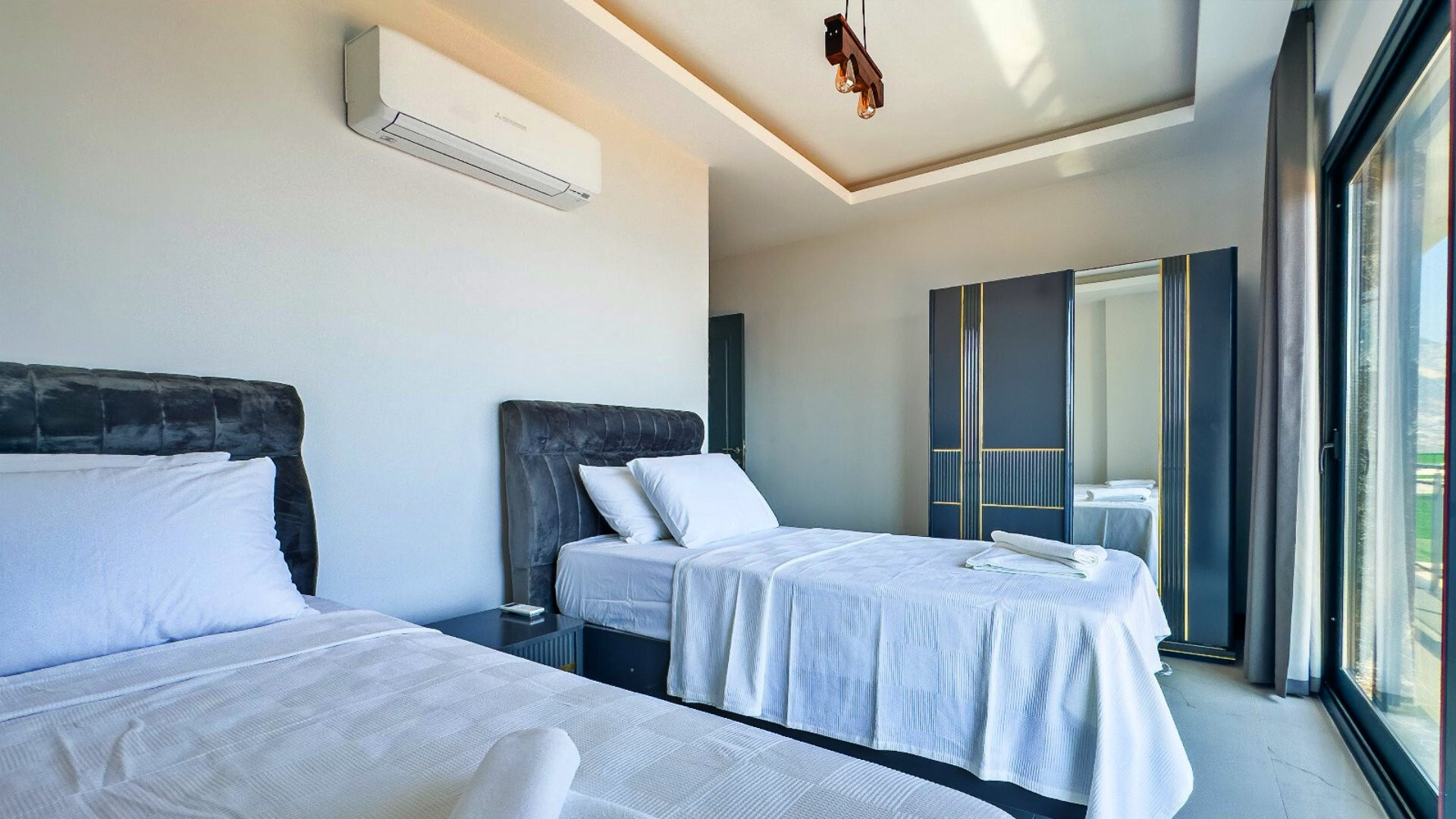 VBK53358 Villa Booking