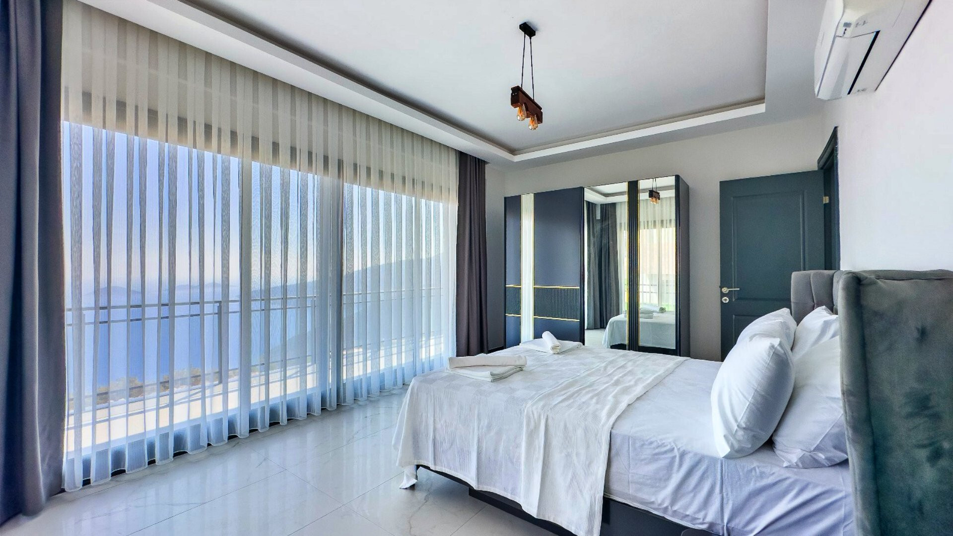 VBK53358 Villa Booking