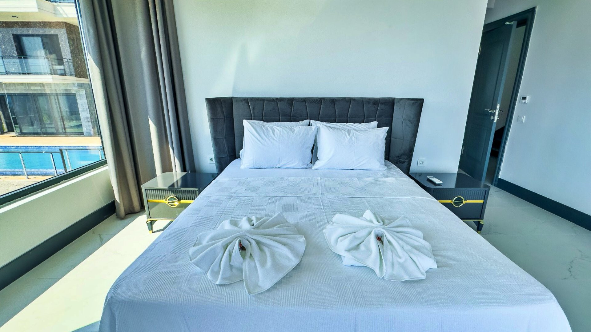 VBK53358 Villa Booking