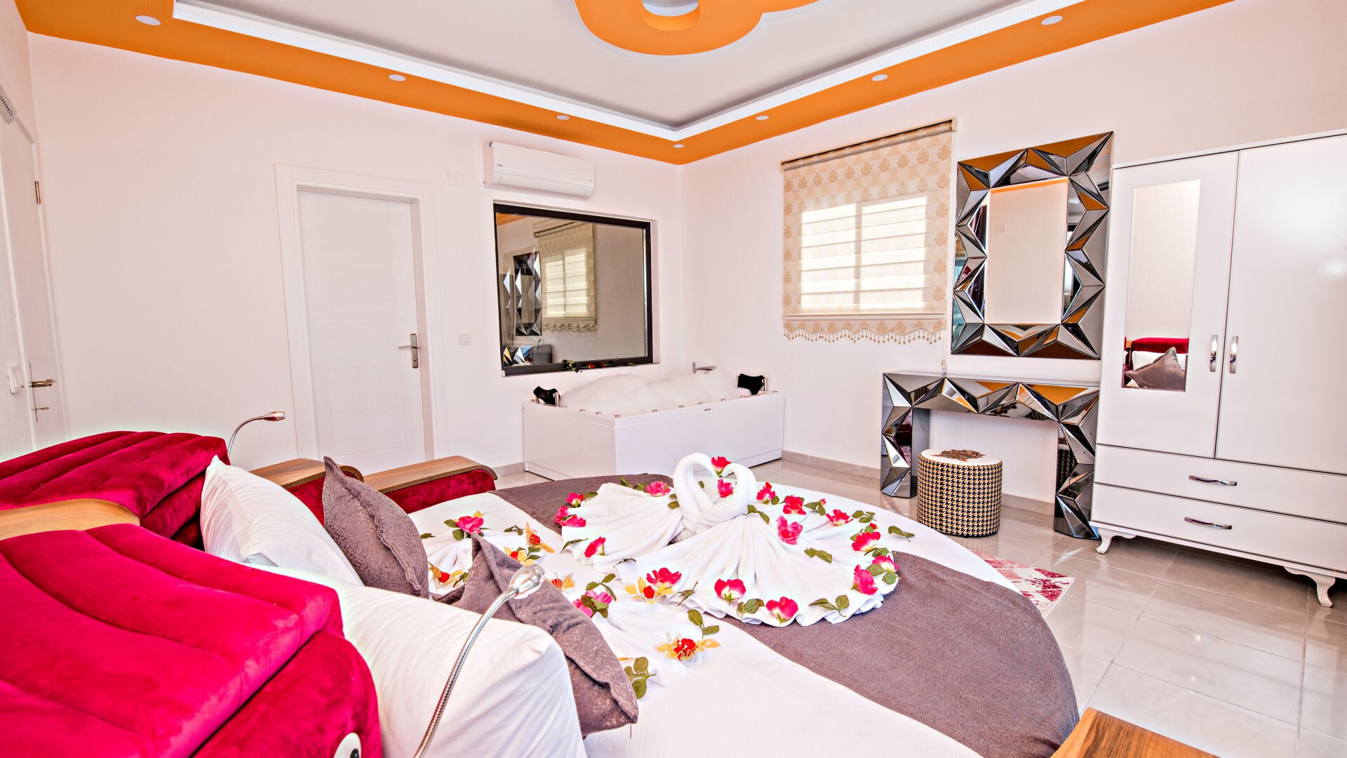 VBK66656 Villa Booking