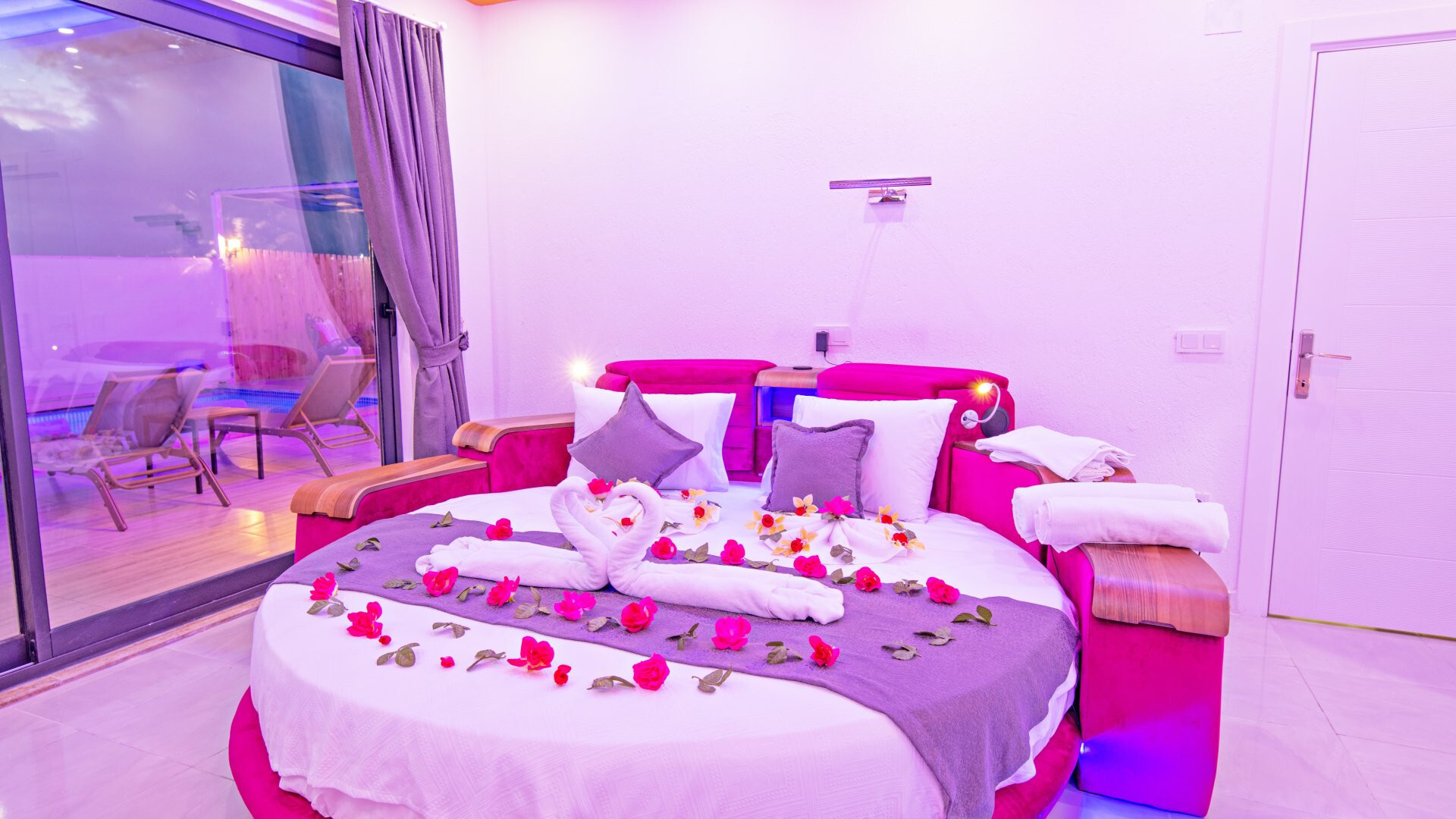 VBK66656 Villa Booking