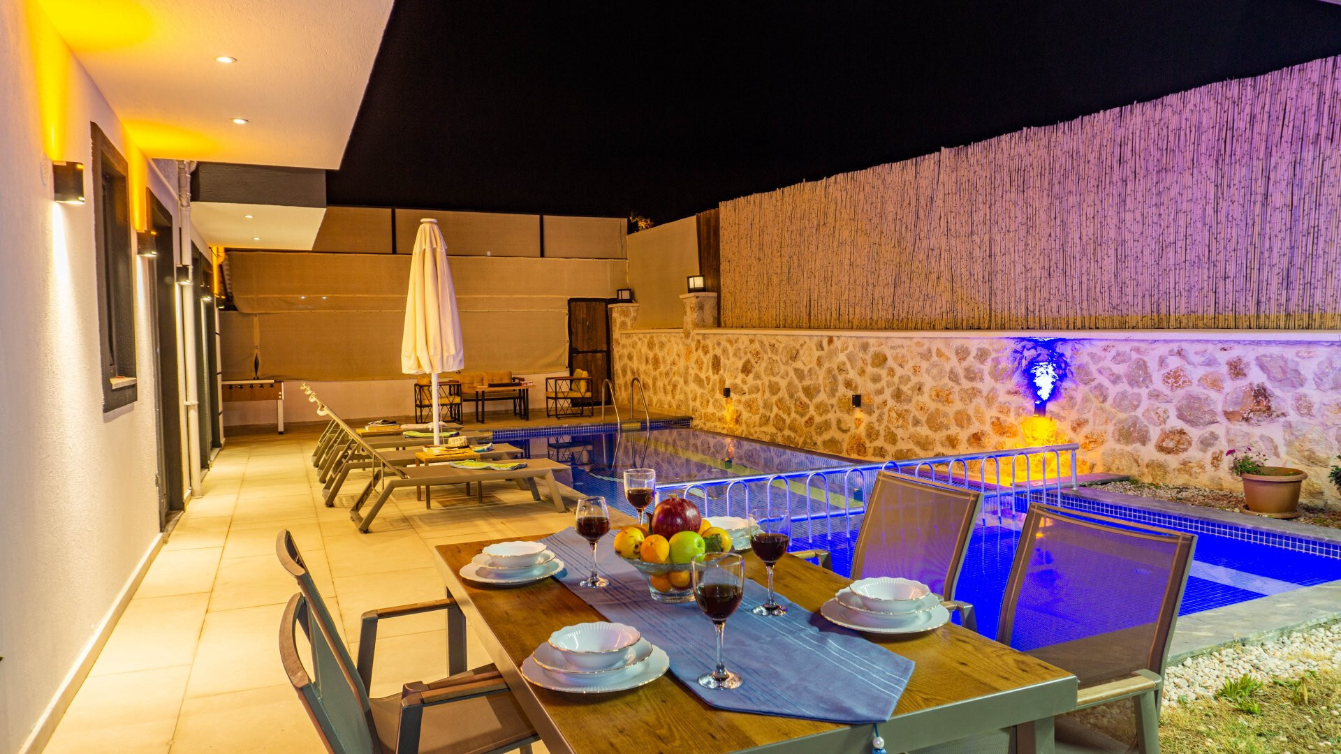 VBK23076 Villa Booking