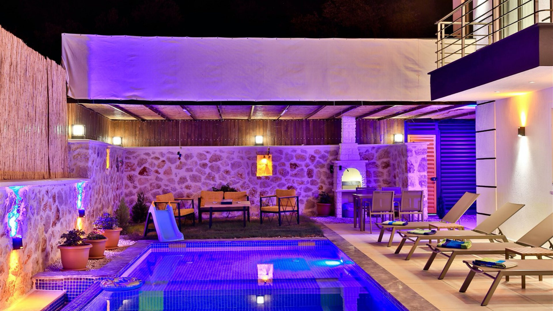 VBK23076 Villa Booking