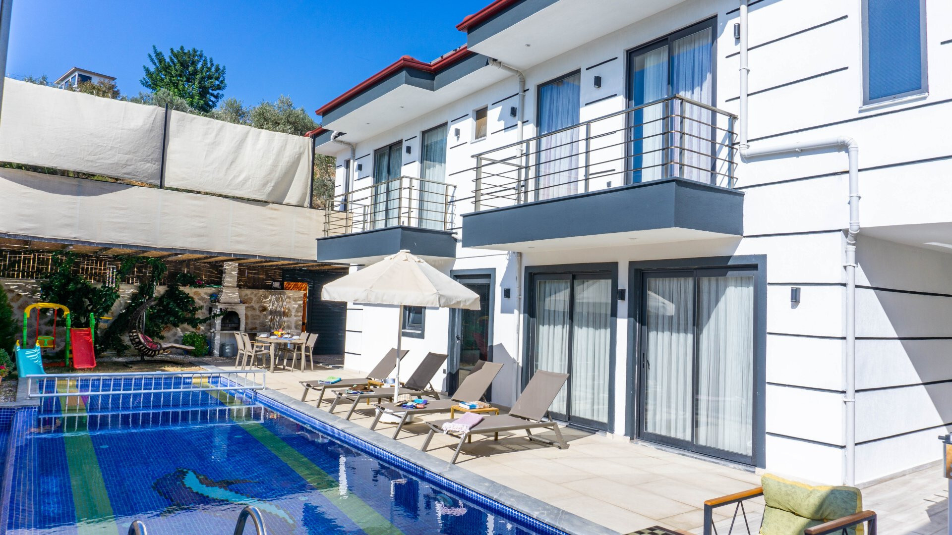 VBK23076 Villa Booking