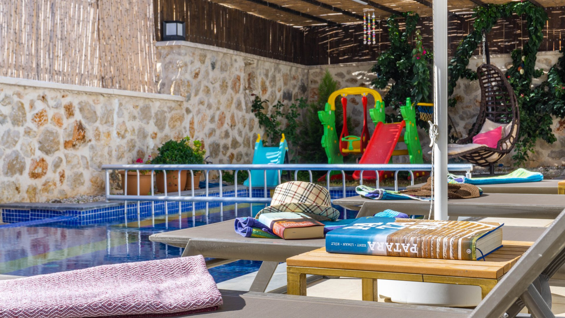 VBK23076 Villa Booking