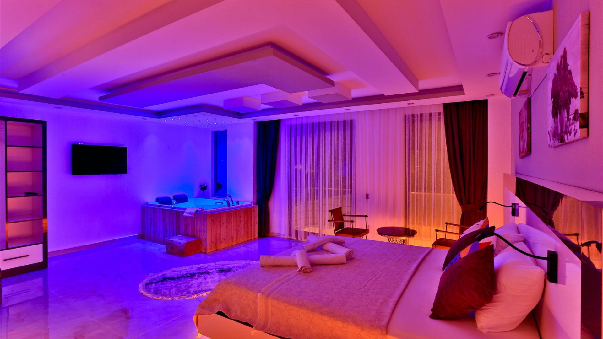 VBK23076 Villa Booking