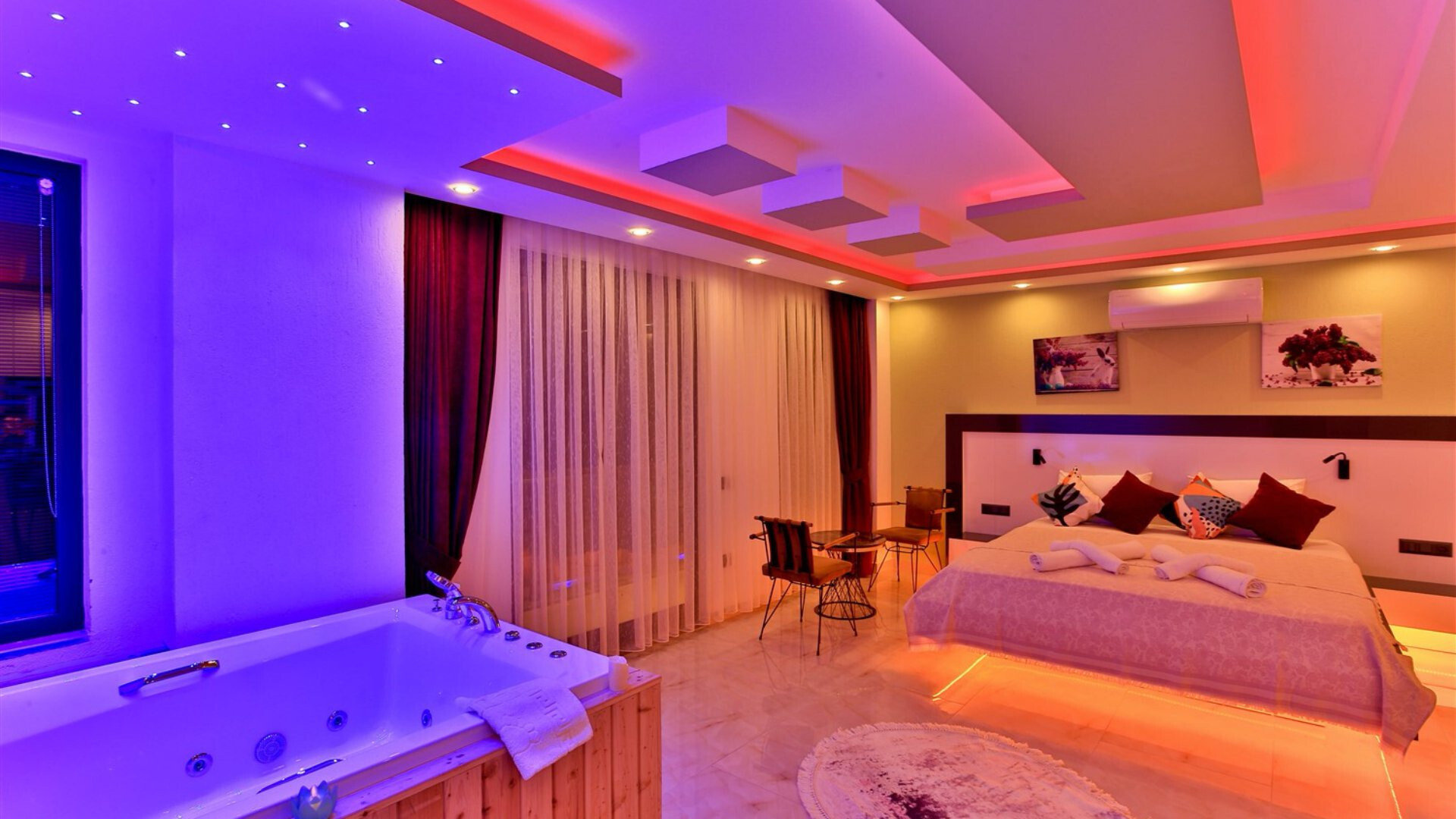 VBK23076 Villa Booking