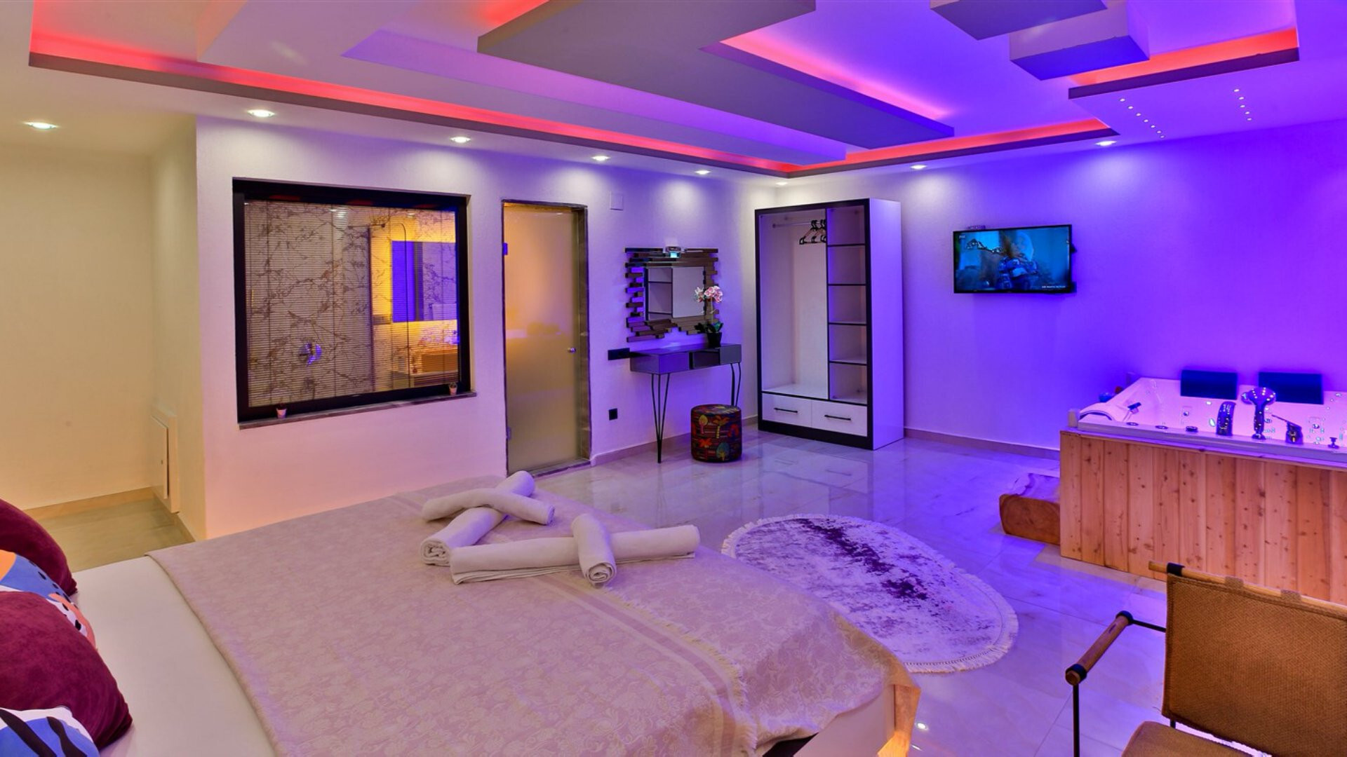 VBK23076 Villa Booking
