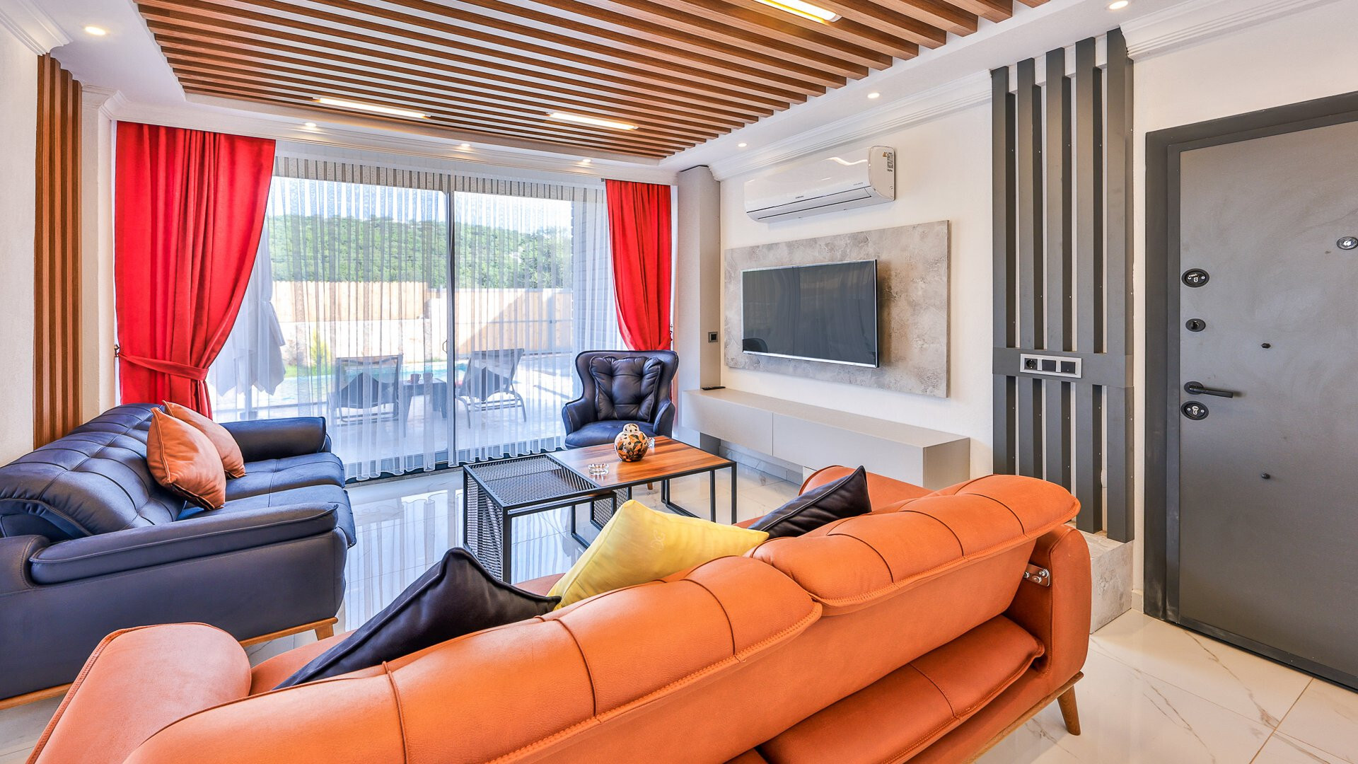 VBK31168 Villa Booking