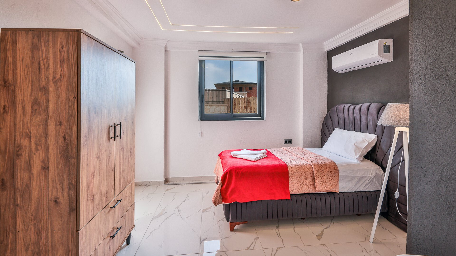 VBK31168 Villa Booking