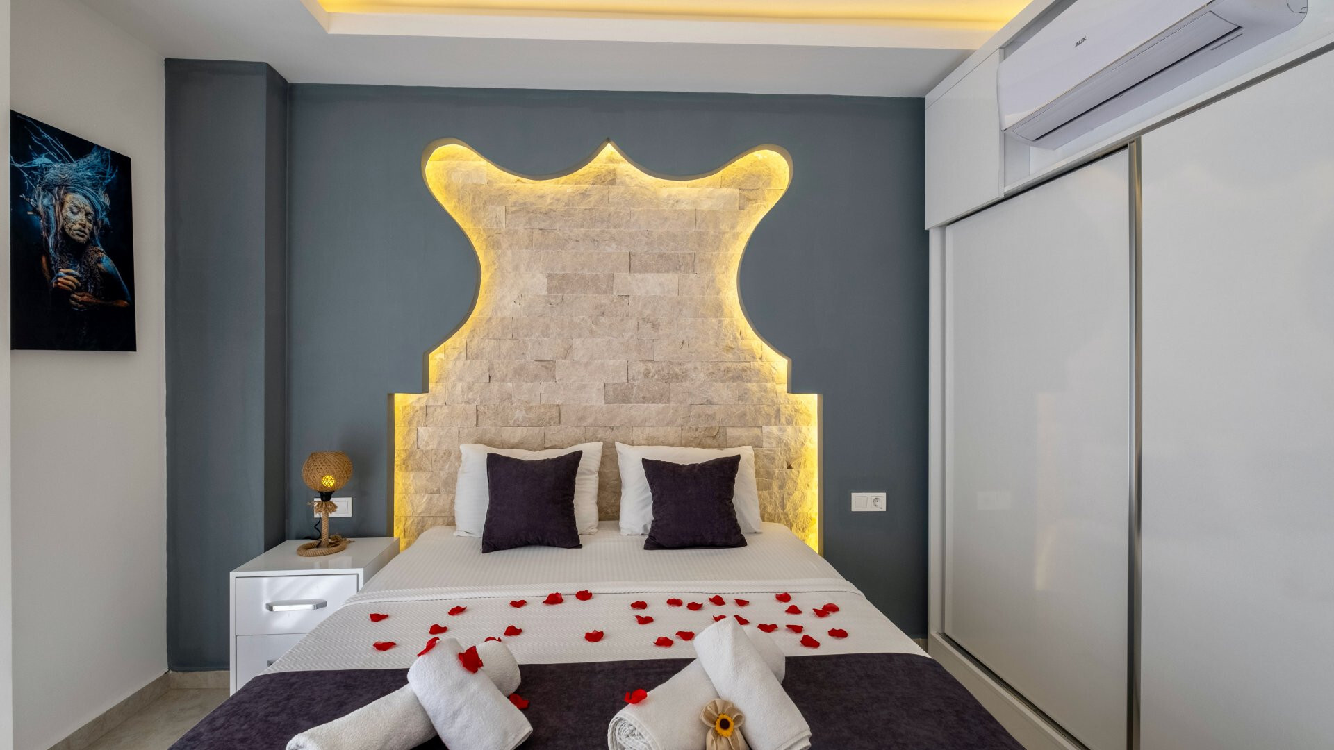 VBK31399 Villa Booking