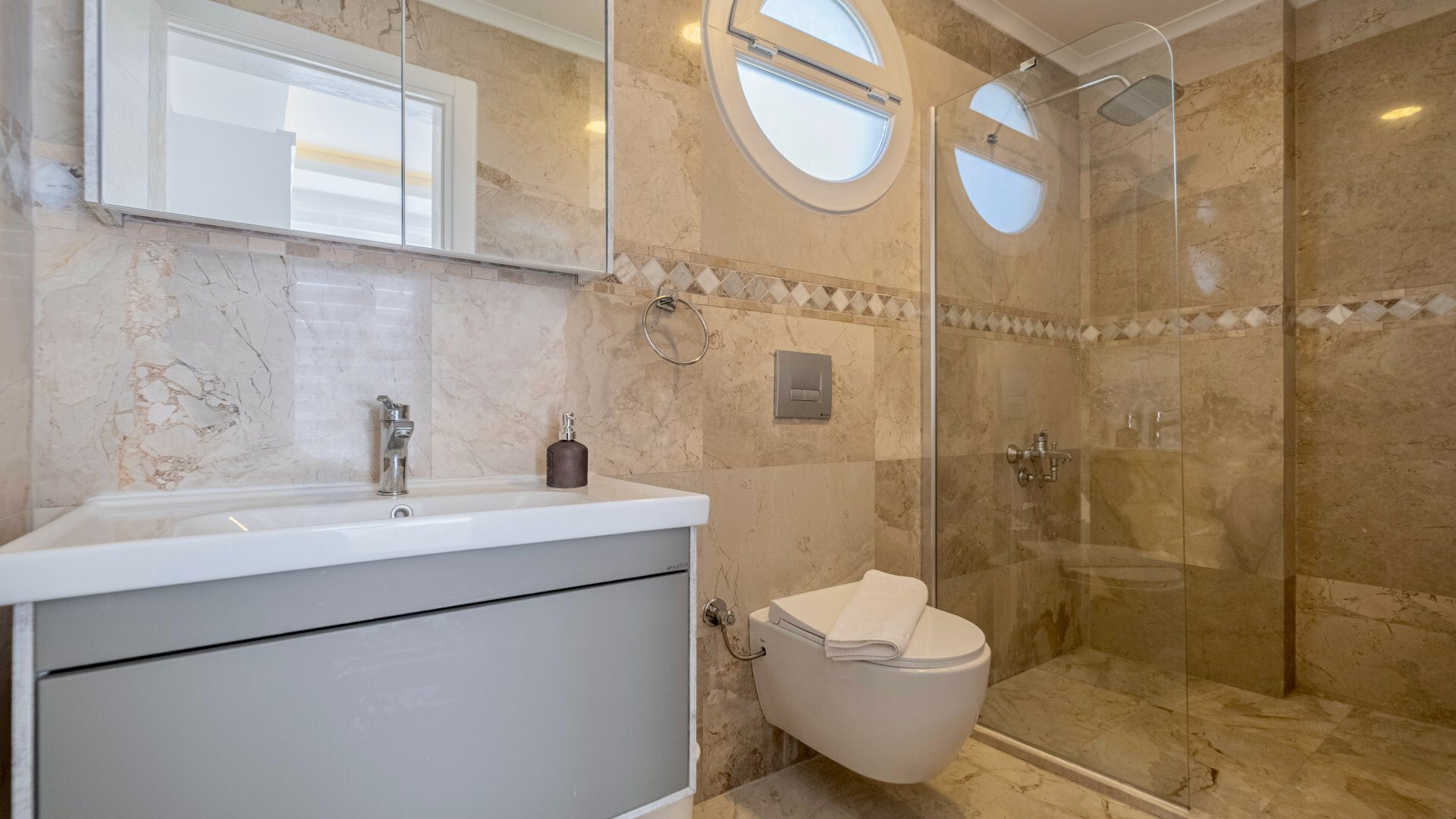 VBK31399 Villa Booking