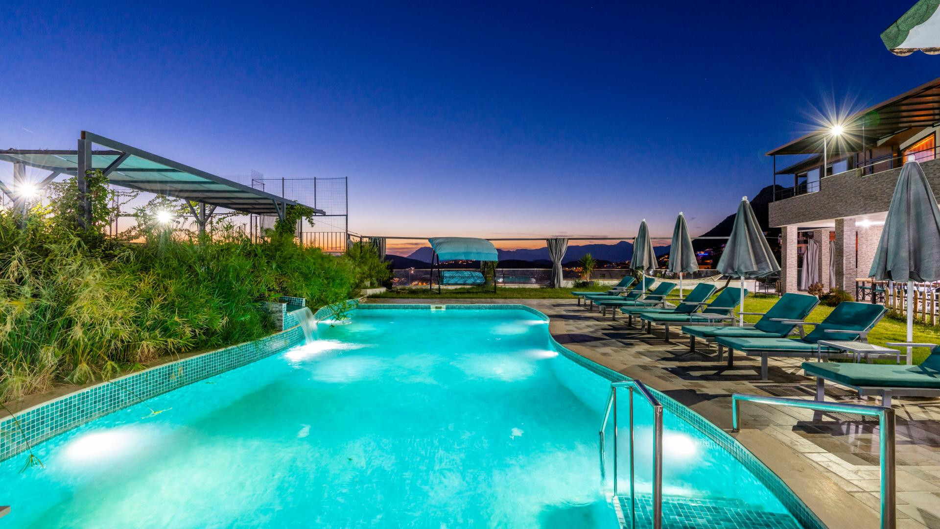 VBK48702 Villa Booking