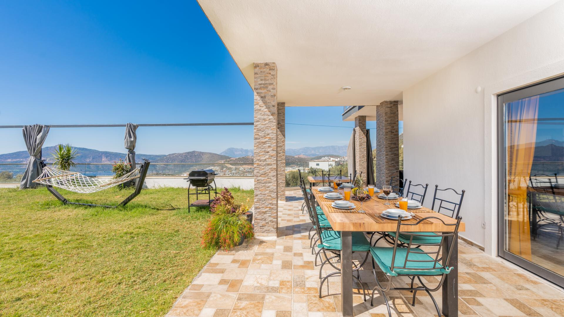 VBK48702 Villa Booking