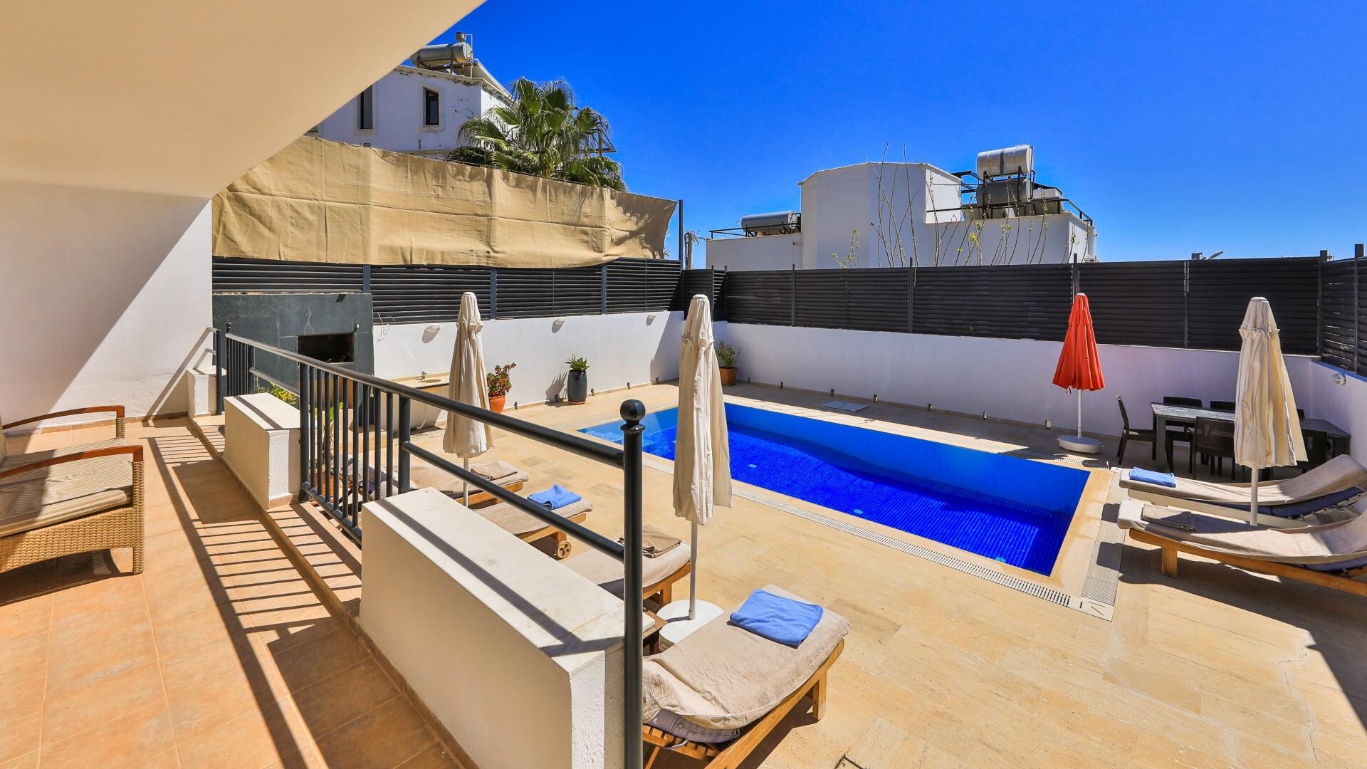 VBK81202 Villa Booking