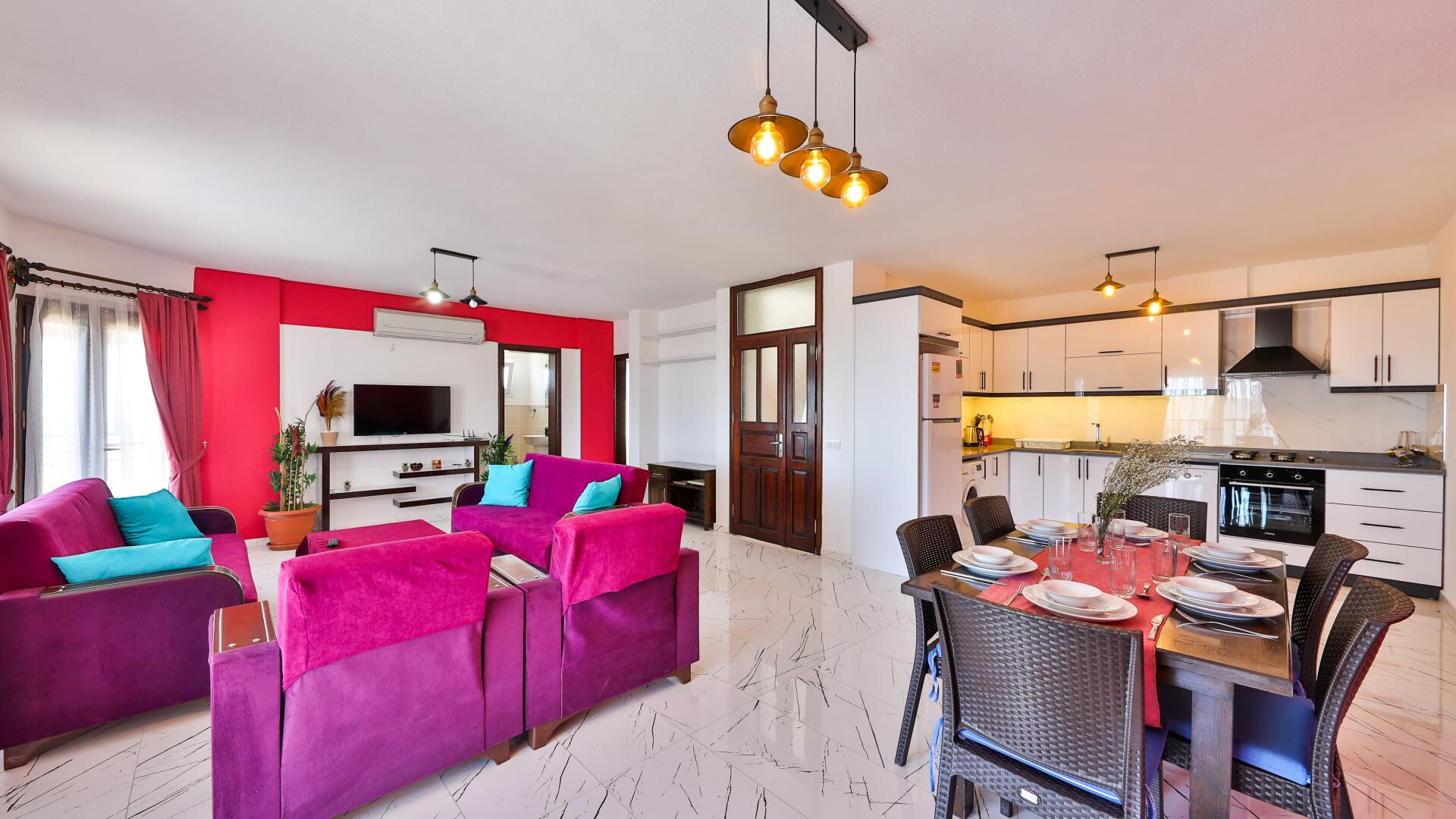 VBK81202 Villa Booking