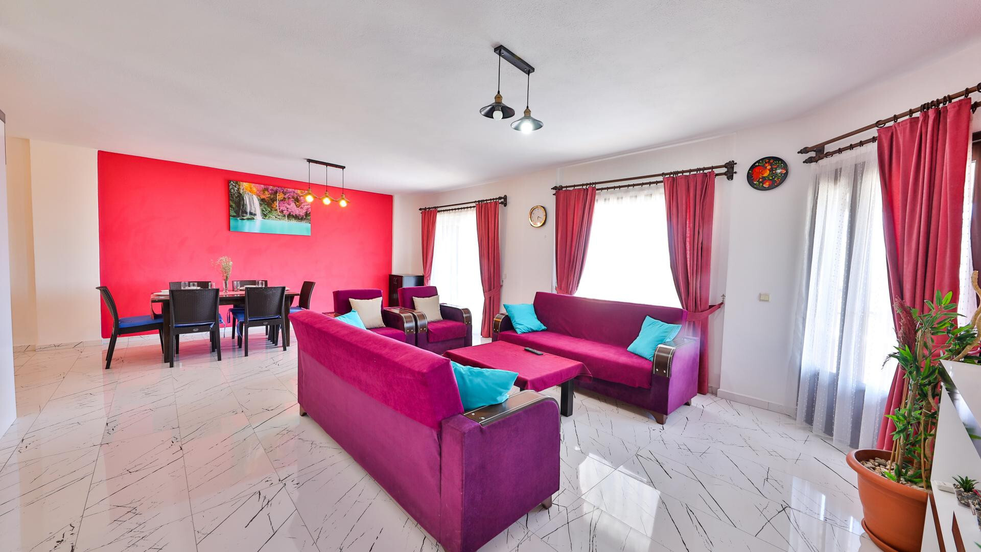 VBK81202 Villa Booking