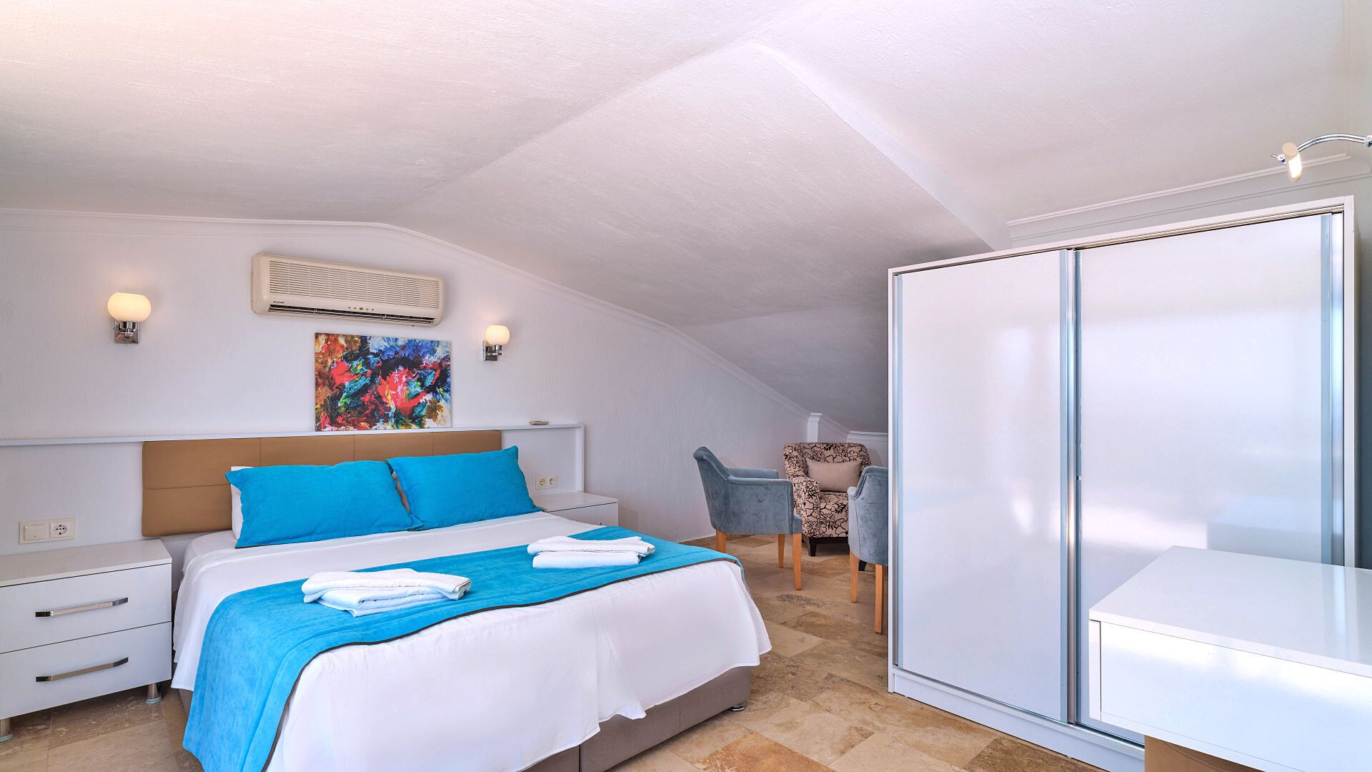 VBK25060 Villa Booking