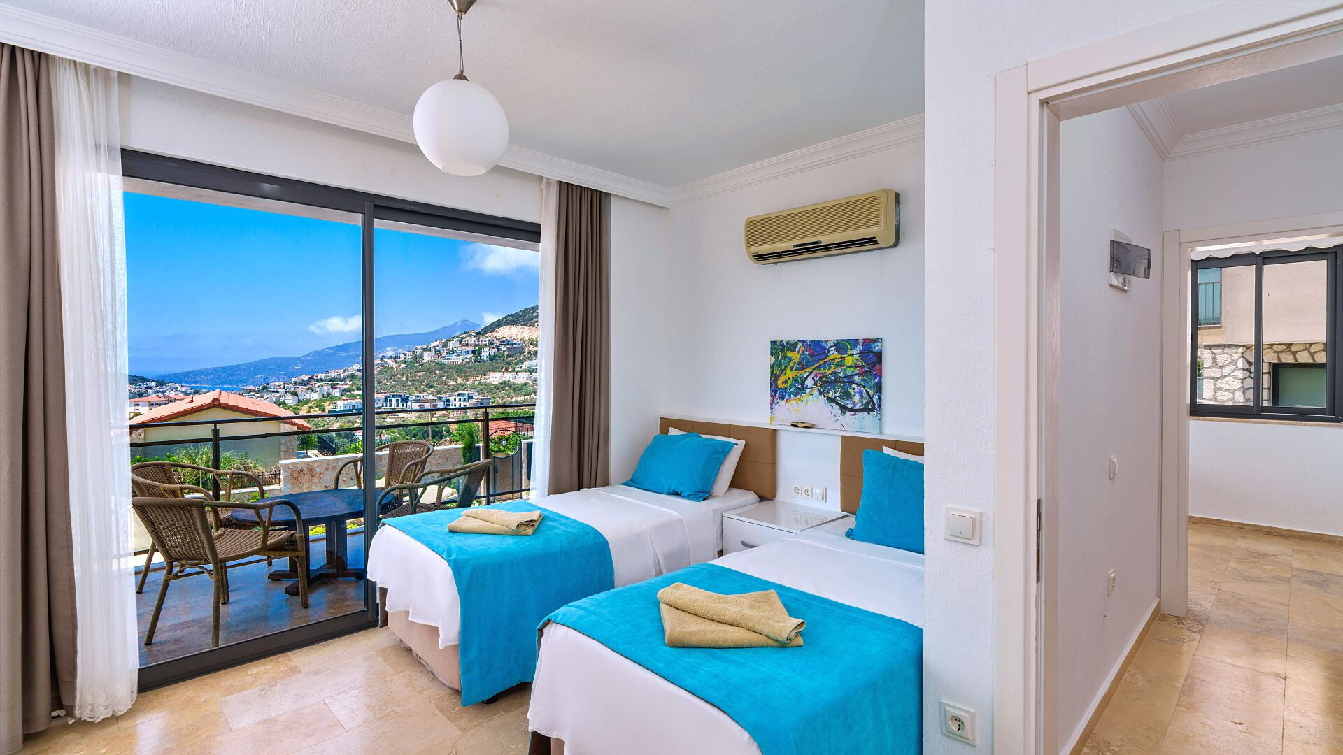 VBK25060 Villa Booking