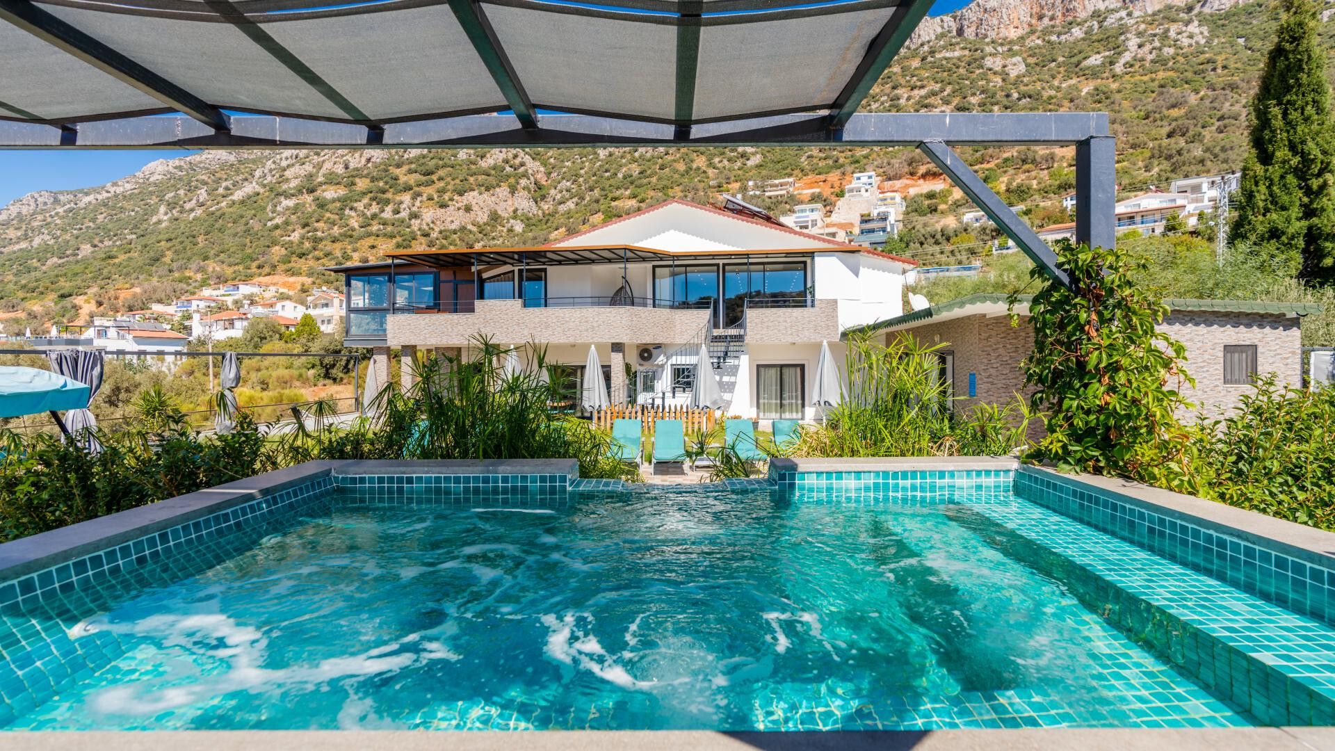 VBK48702 Villa Booking