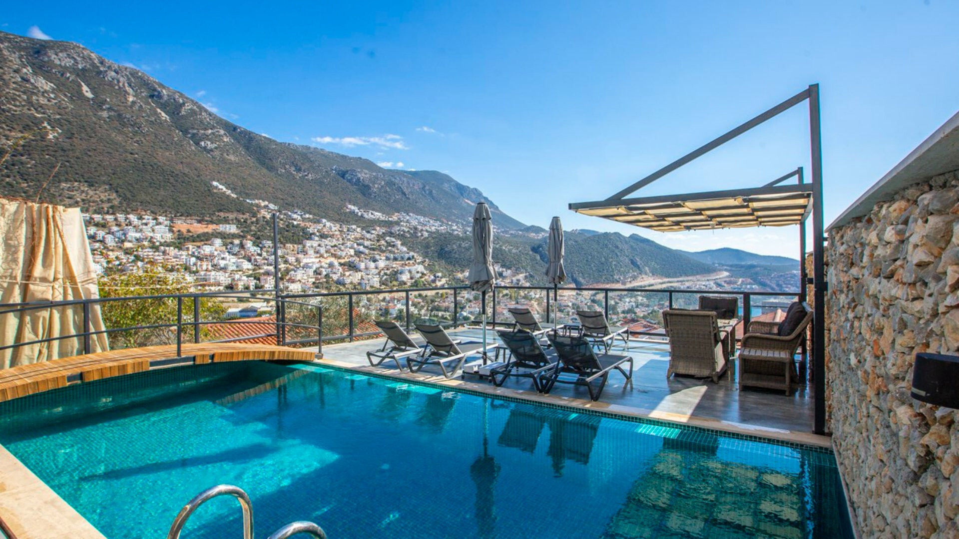 VBK41947 Villa Booking