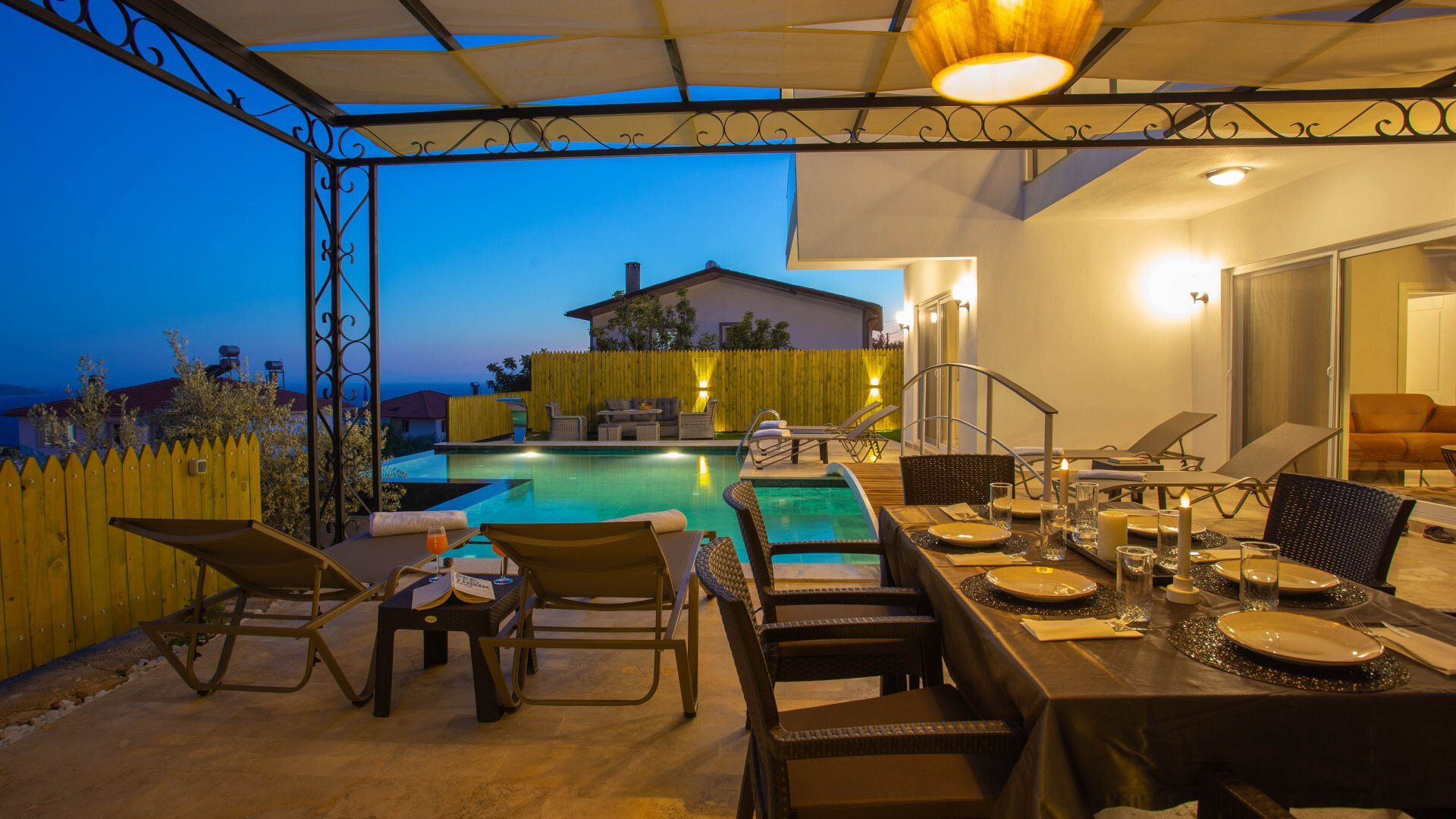 VBK40535 Villa Booking