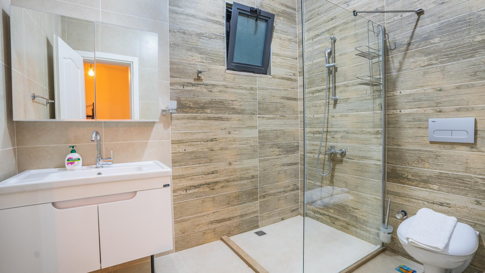 VBK48702 Villa Booking