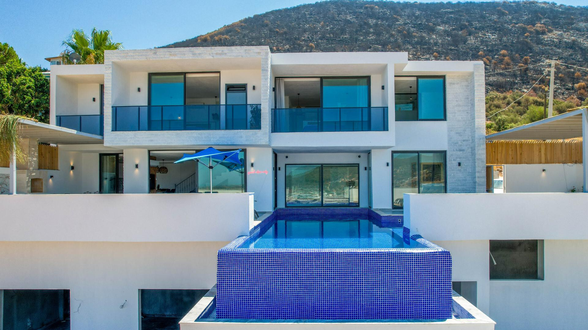 VBK67611 Villa Booking