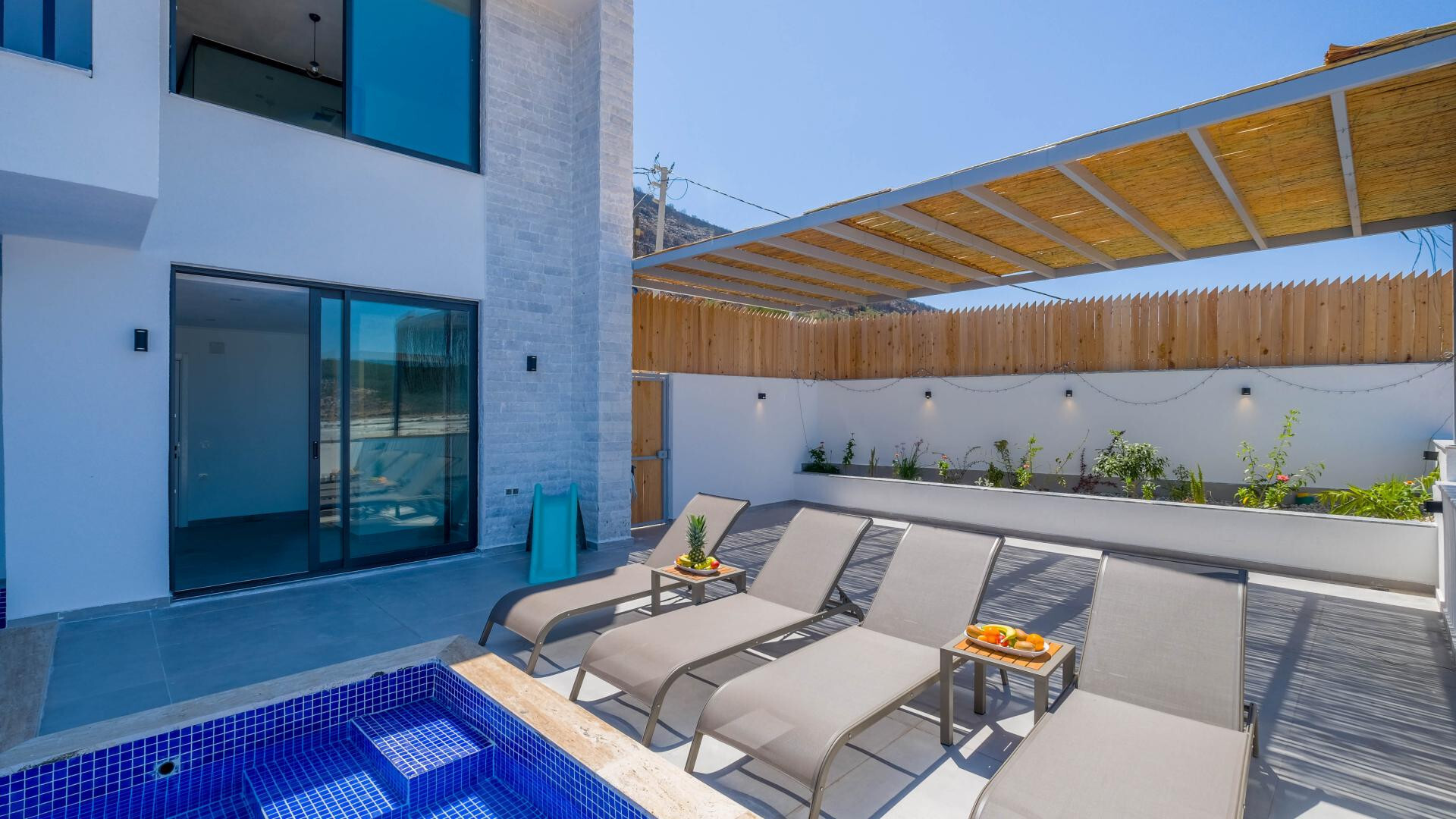 VBK67611 Villa Booking
