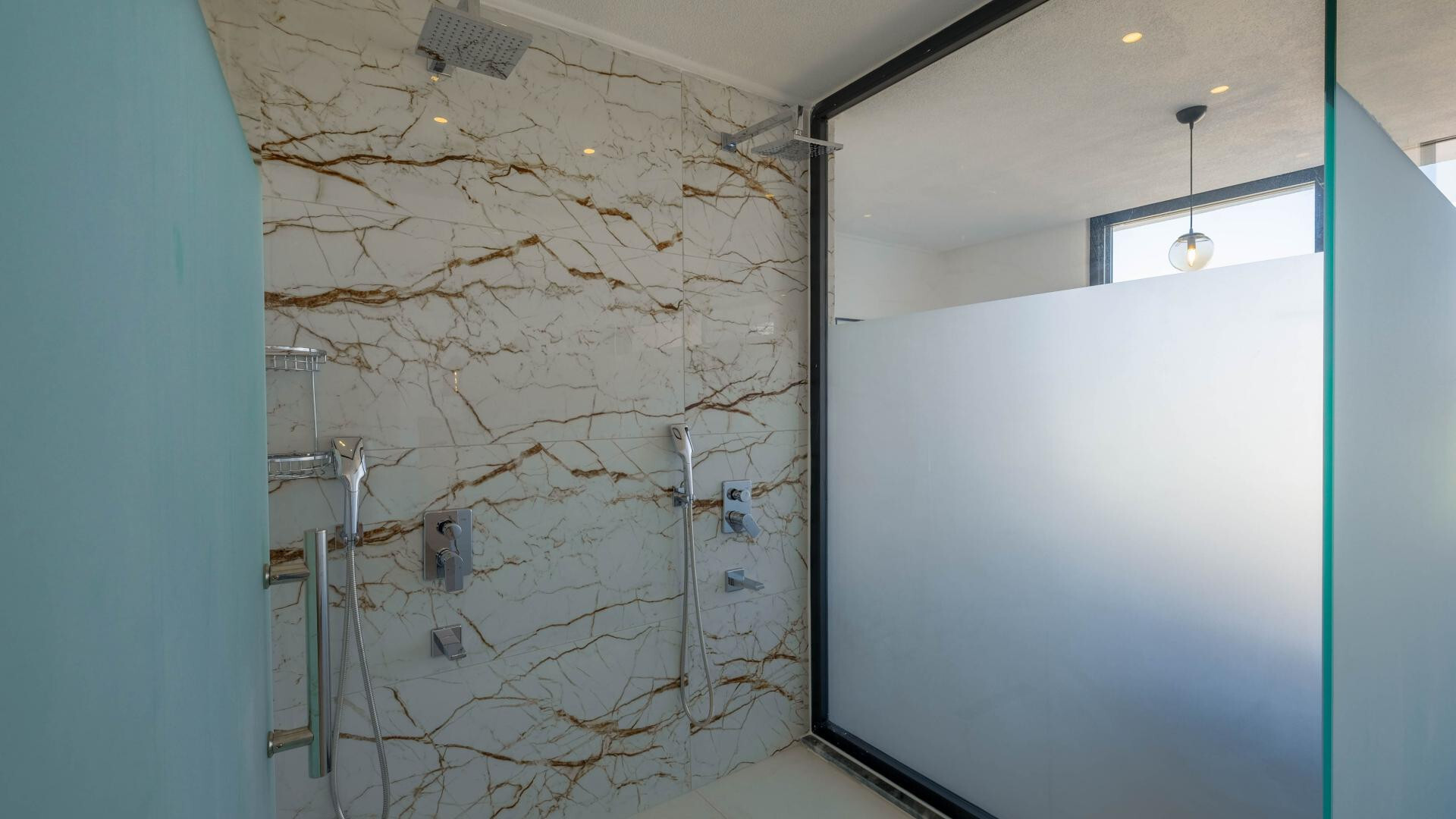 VBK67611 Villa Booking