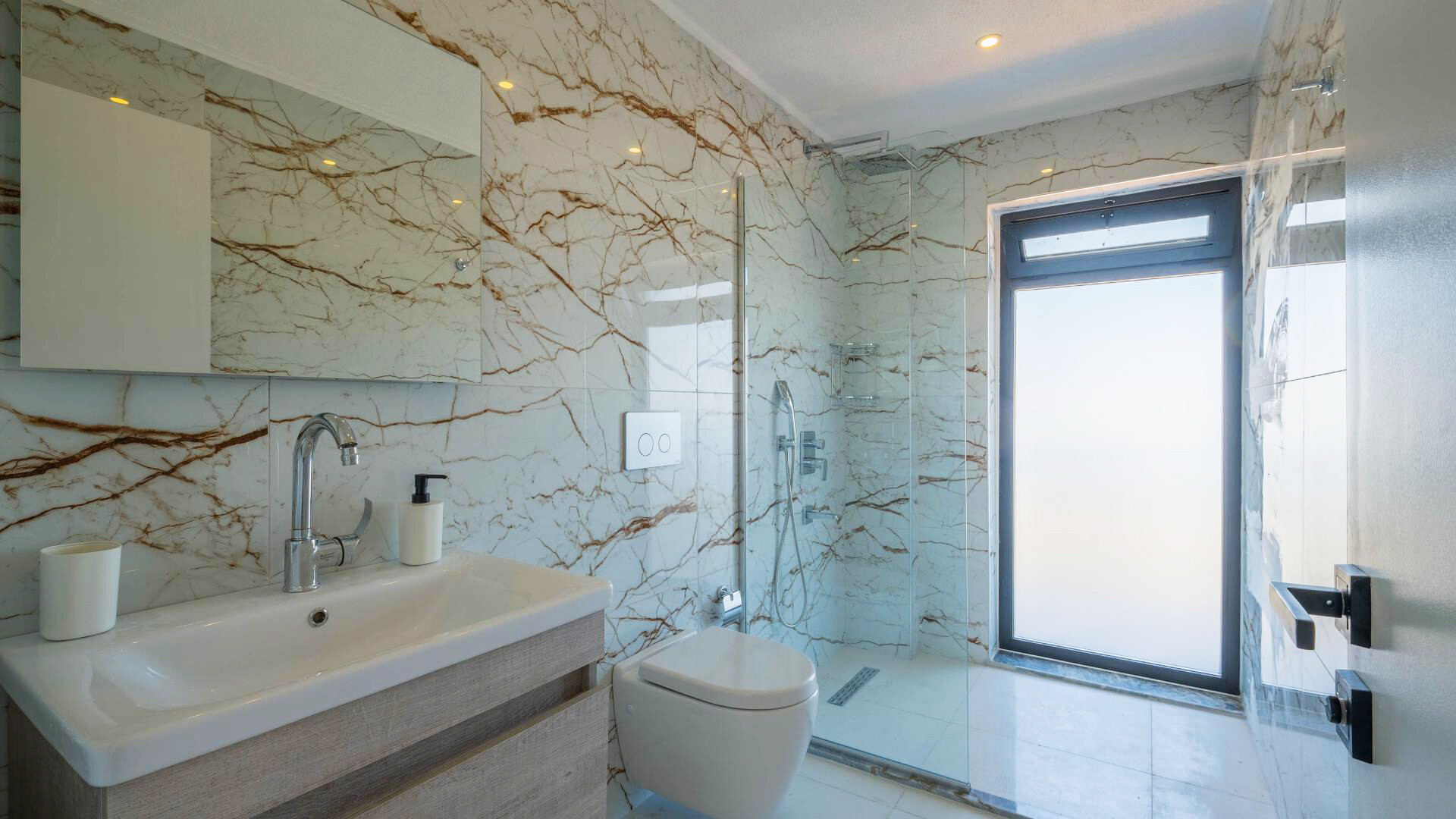 VBK67611 Villa Booking