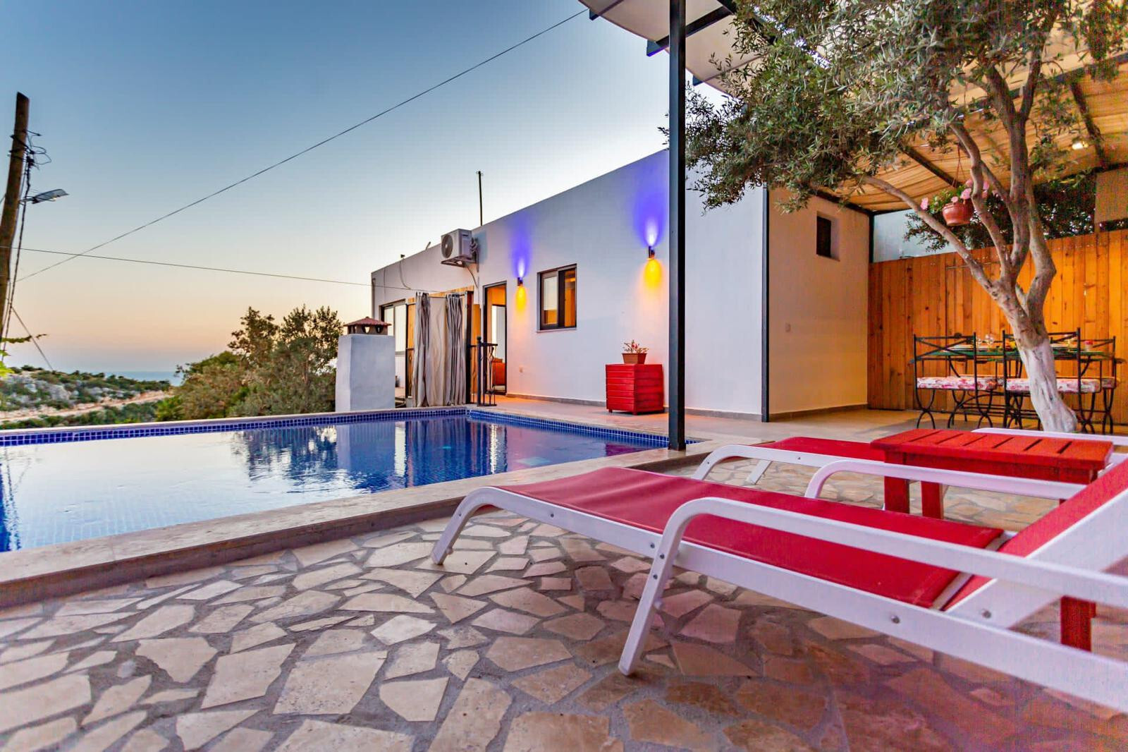 VBK93779 Villa Booking