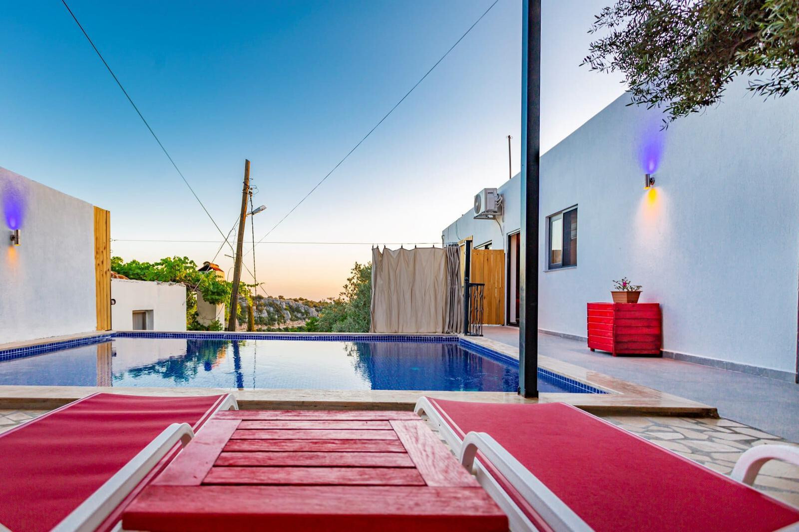 VBK93779 Villa Booking