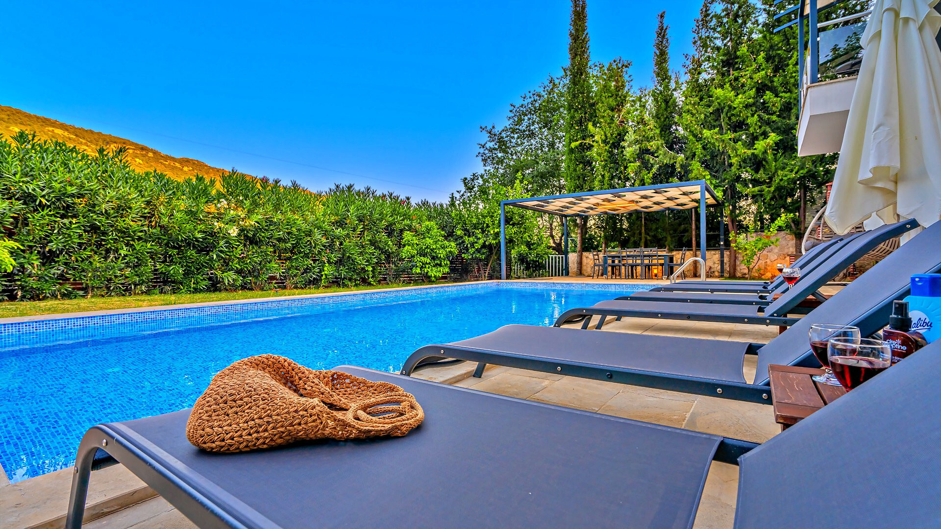 VBK42800 Villa Booking