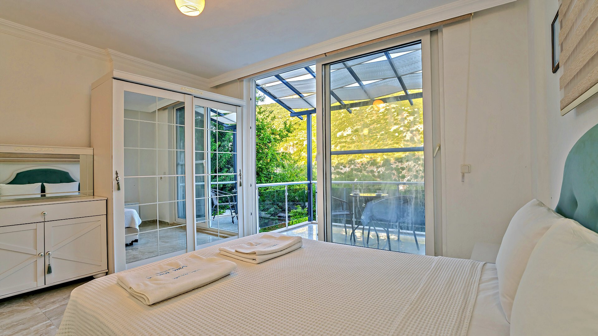 VBK42800 Villa Booking